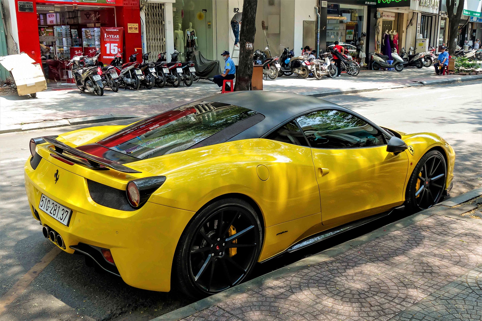 Ferrari 458 Italia tai Viet Nam anh 4