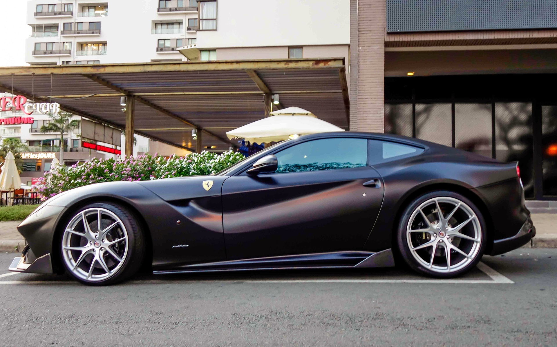 sieu xe Ferrari cua Cuong Do La anh 2