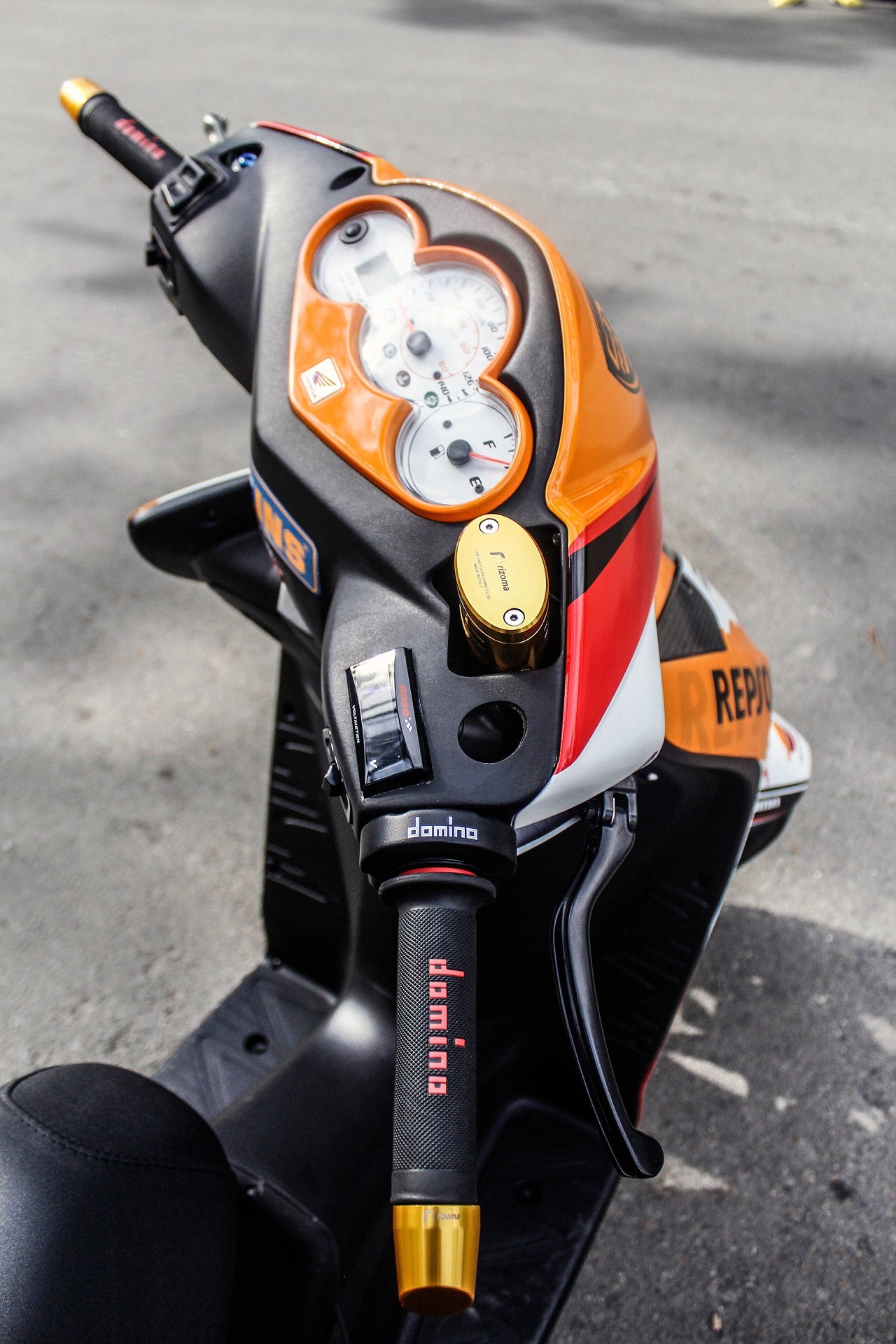Honda Dylan độ đồ chơi ở Sài Gòn ảnh 8 Honda Dylan do do choi o Sai Gon anh 8
