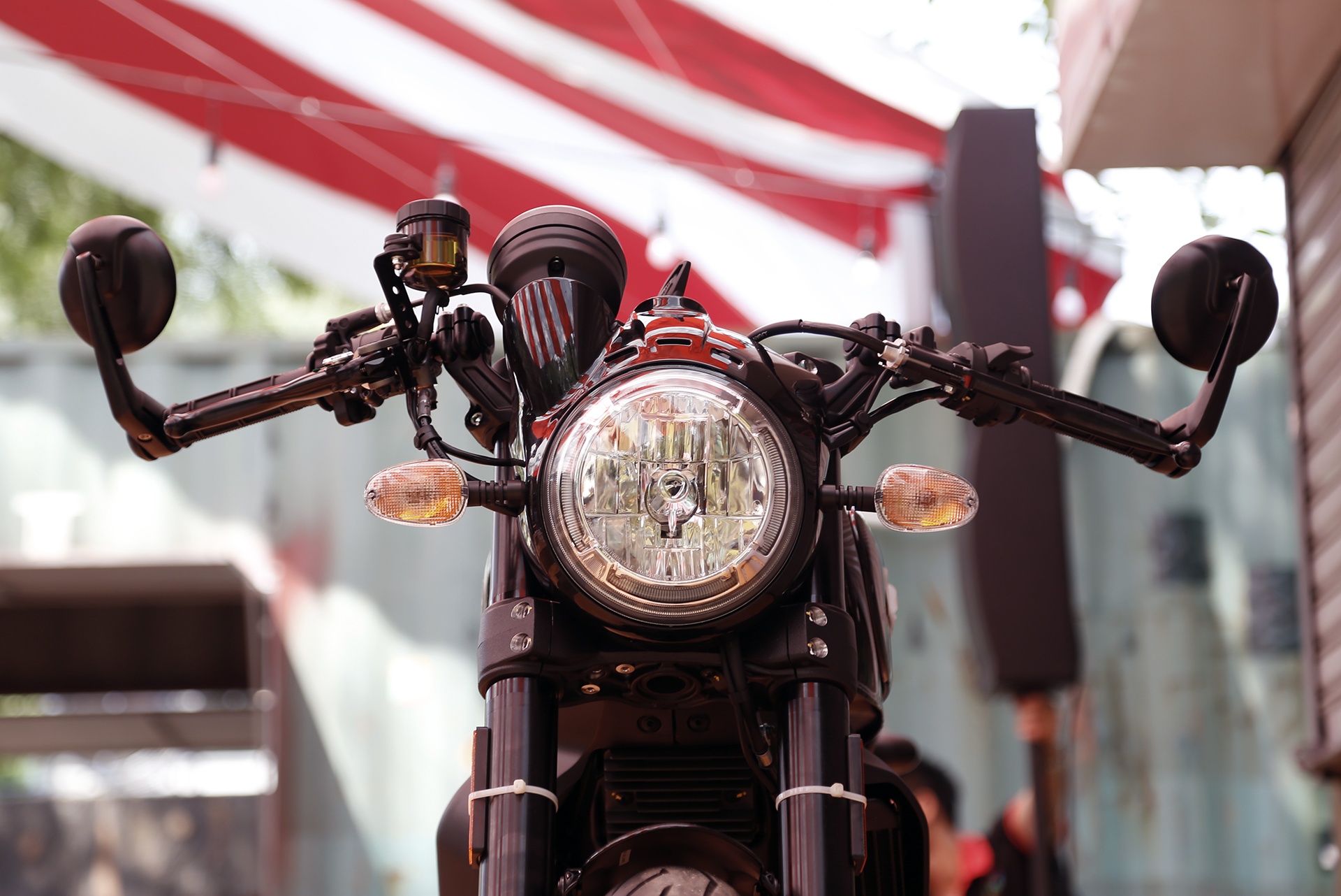 Ducati Scrambler Cafe Racer ve Viet Nam anh 16