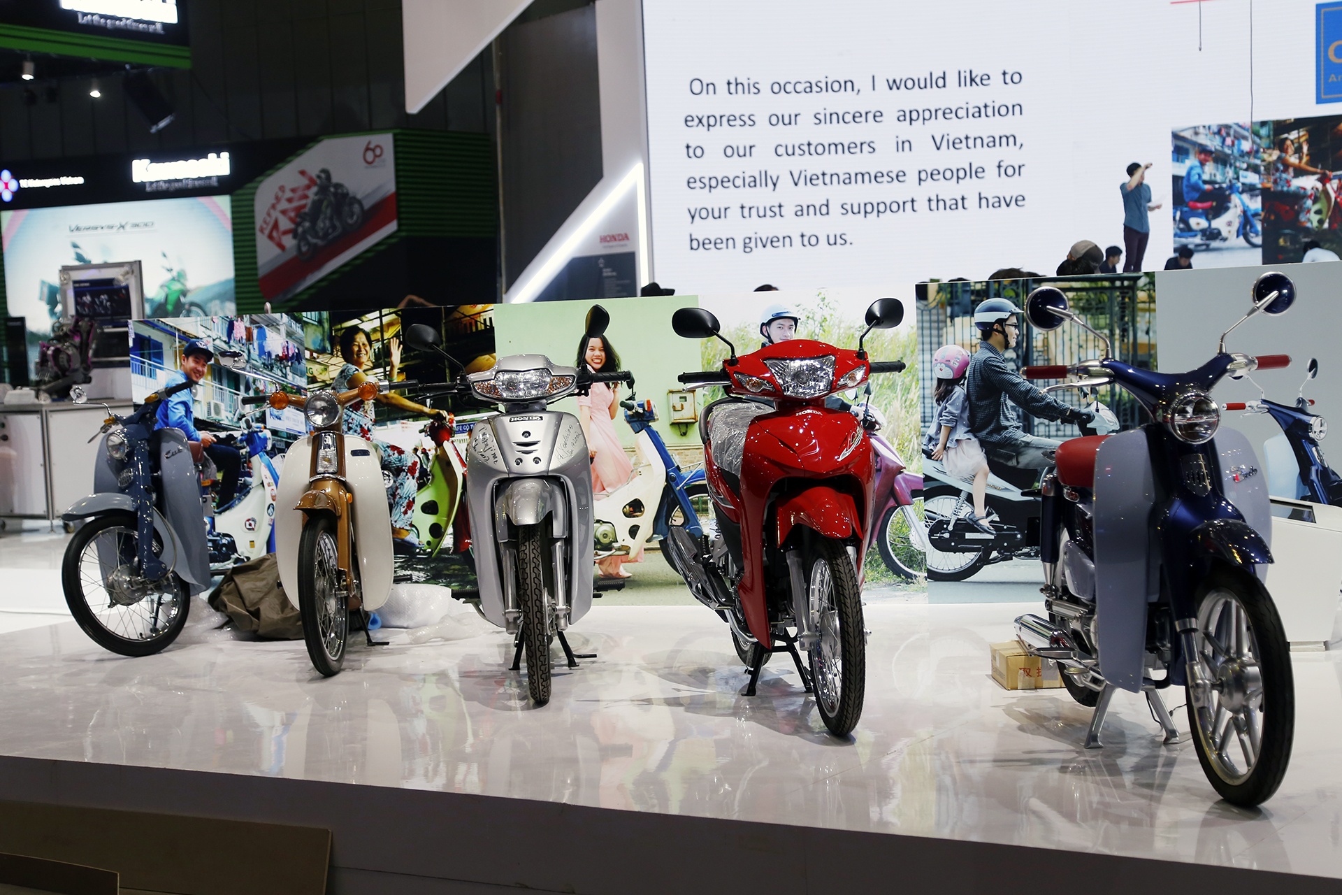 Khai mac trien lam xe may Viet Nam 2017 anh 5