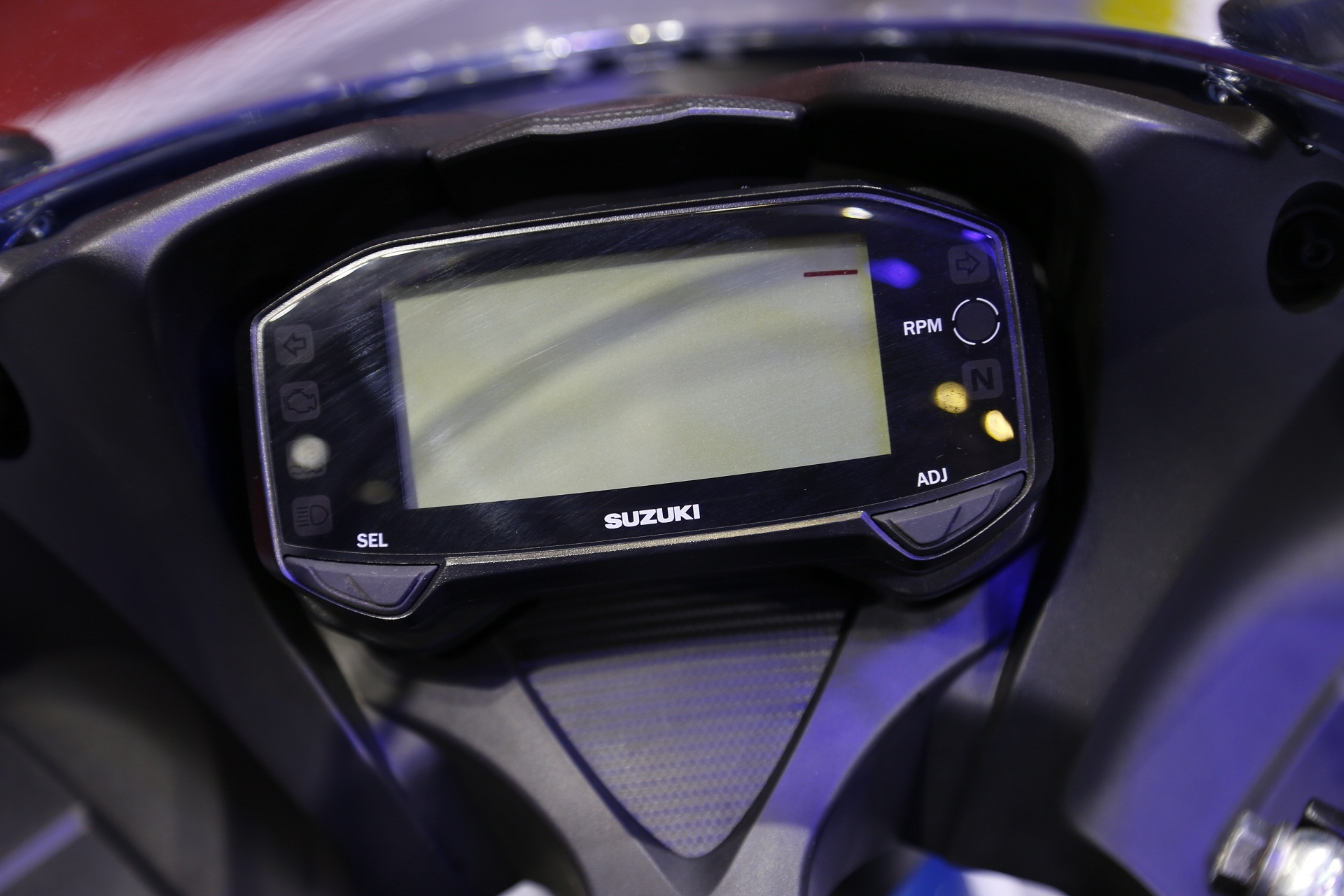 Suzuki GSX-R150 ban chinh hang anh 5