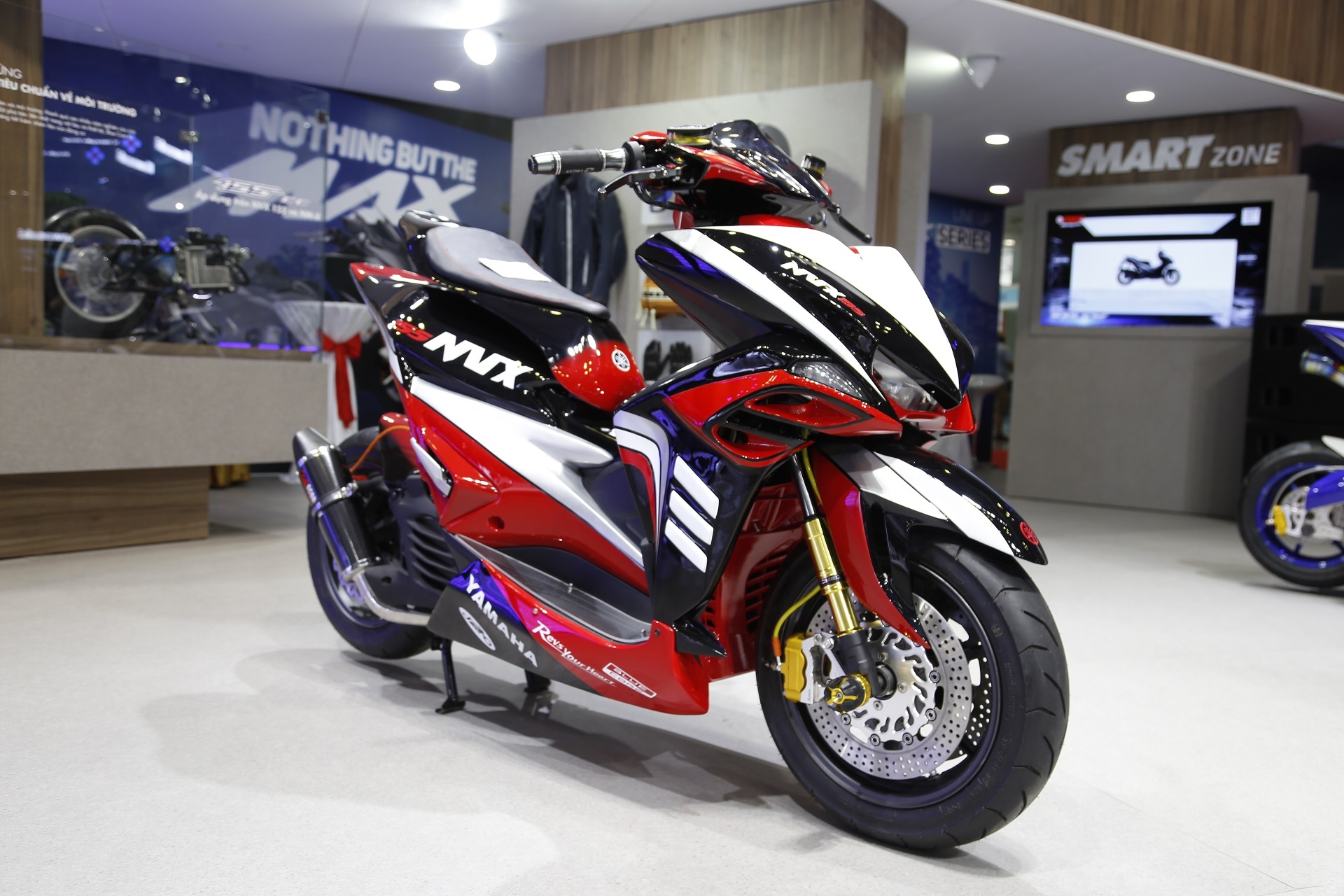 Yamaha mang ban do NVX chinh hang toi Viet Nam hinh anh