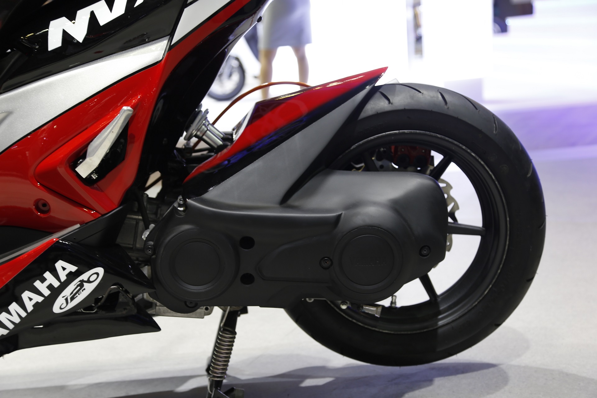 Yamaha NVX do chinh hang anh 9