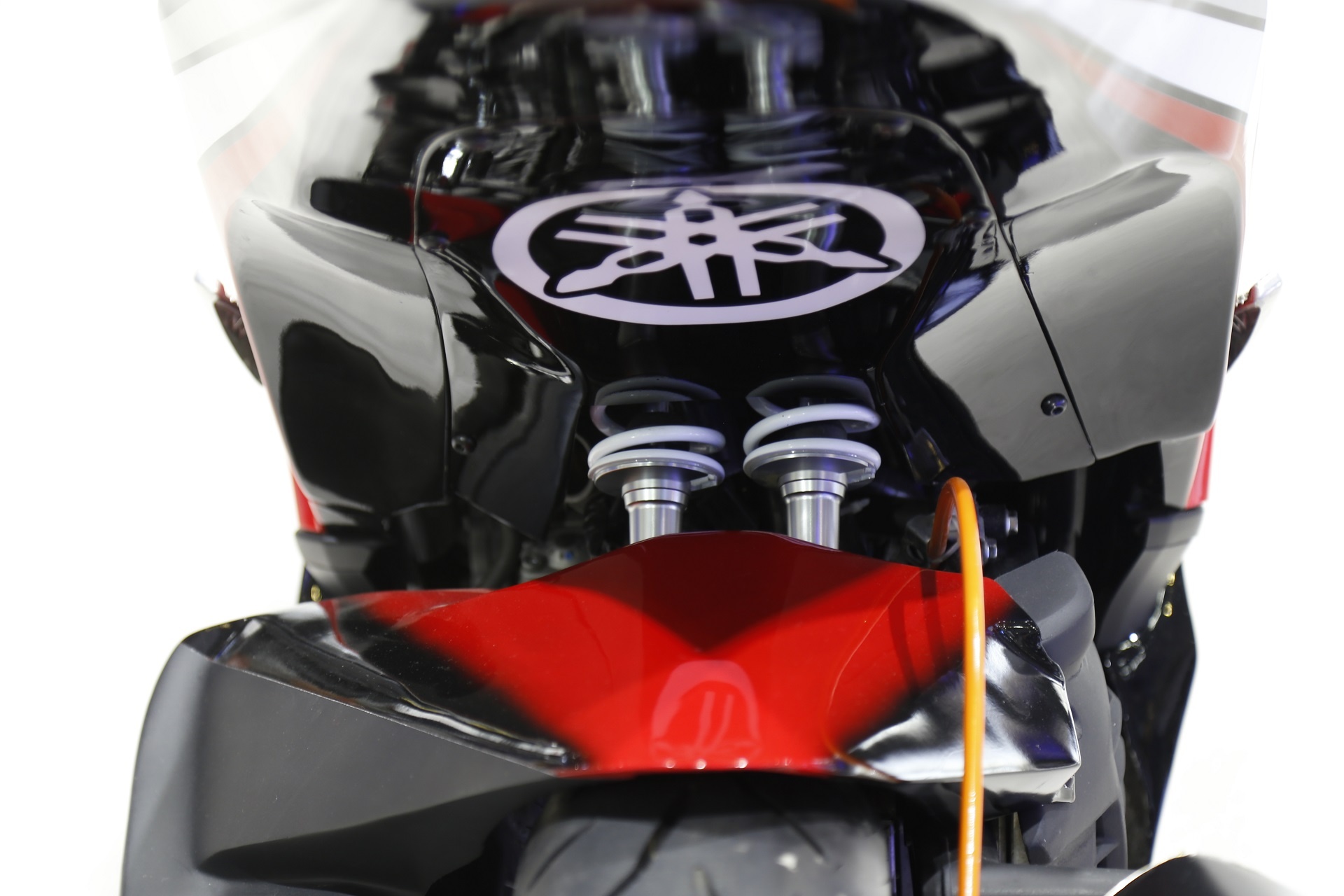 Yamaha NVX do chinh hang anh 10