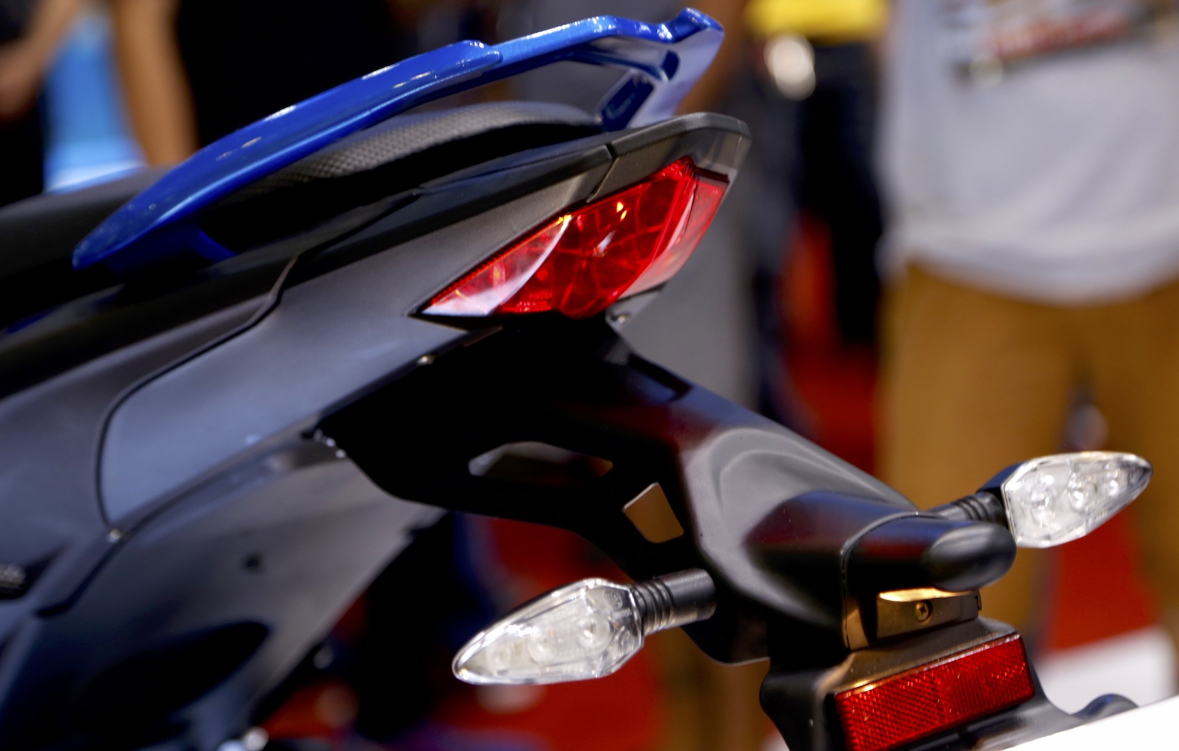 Benelli RFS 150i  ra mat tai Viet Nam anh 11