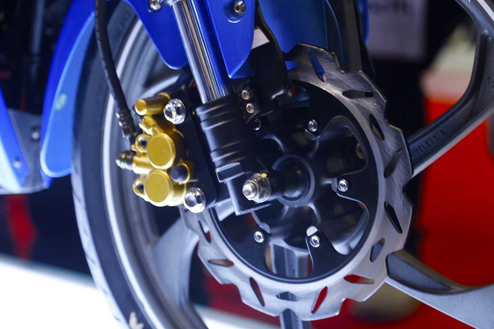 Benelli RFS 150i  ra mat tai Viet Nam anh 13