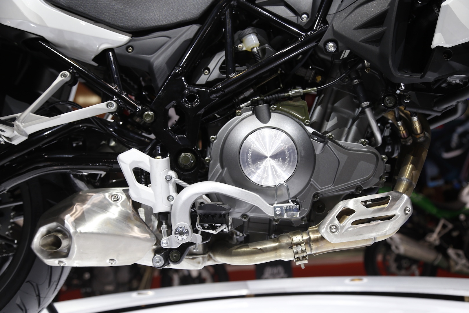 Benelli TRK 502 tai Viet Nam anh 5