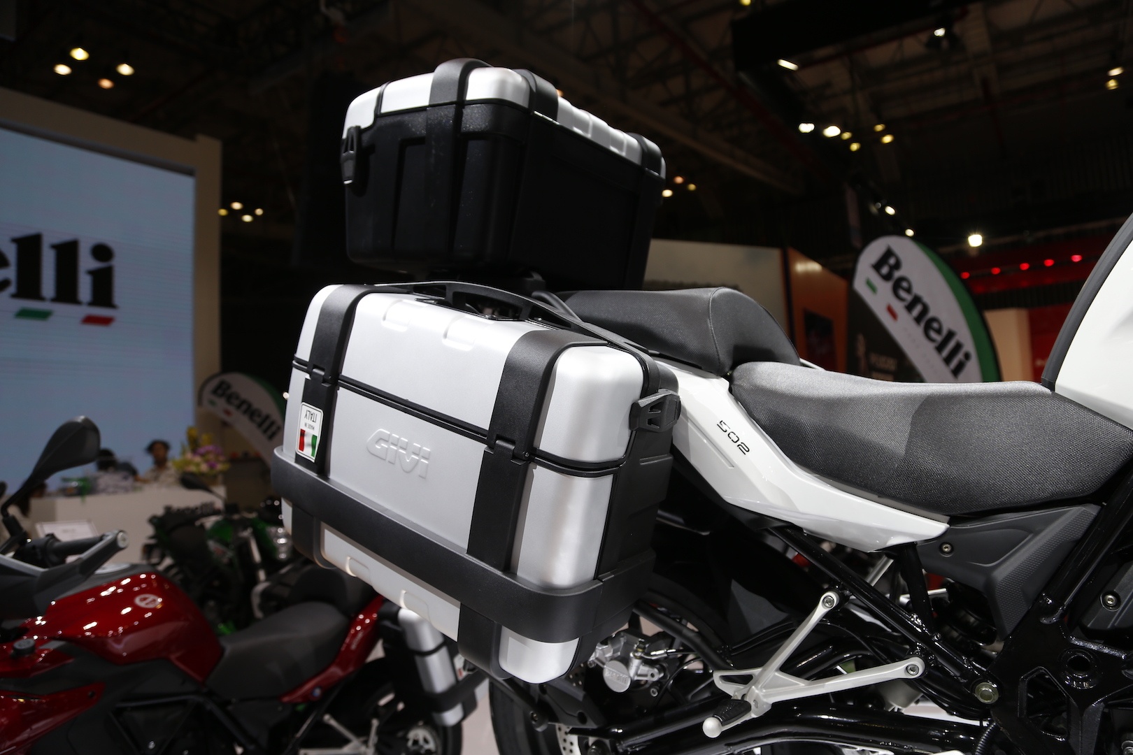 Benelli TRK 502 tai Viet Nam anh 11