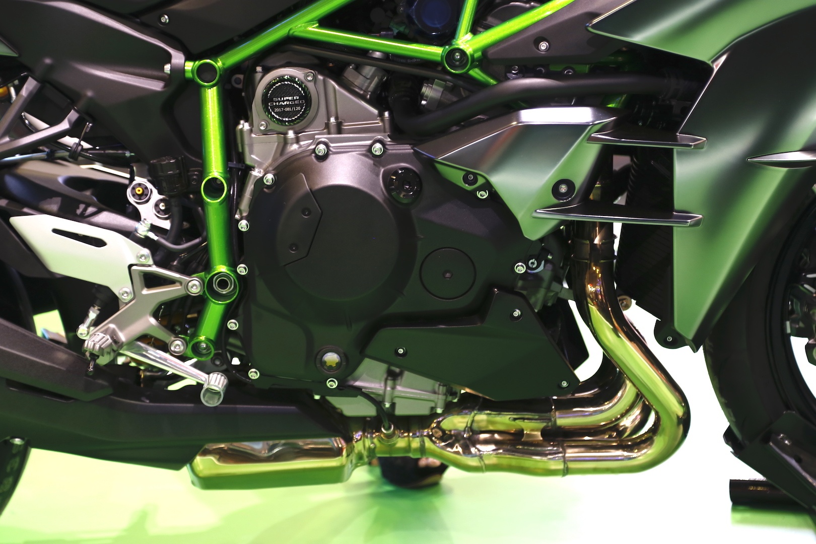 Kawasaki Ninja H2 Carbon tai Viet Nam anh 4