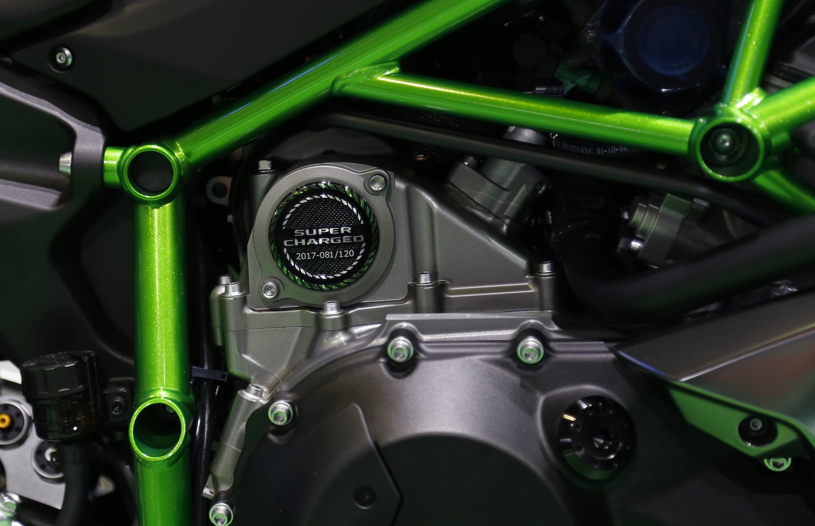 Kawasaki Ninja H2 Carbon tai Viet Nam anh 5