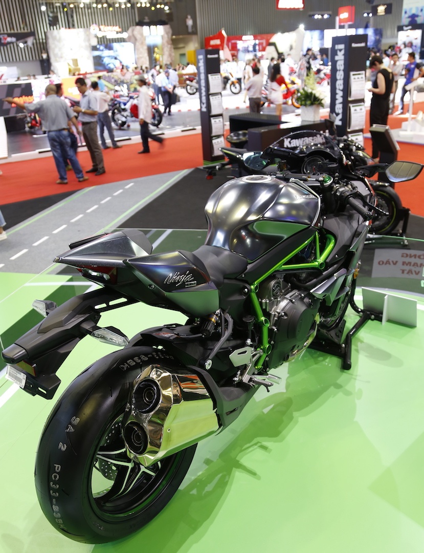 Kawasaki Ninja H2 Carbon tai Viet Nam anh 9