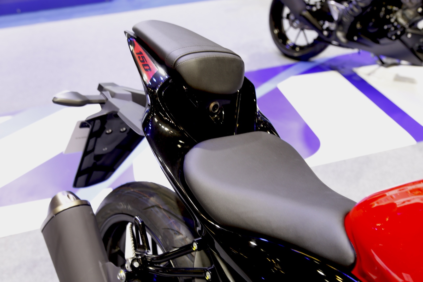 Suzuki GSX-S150 ra mat tai Viet Nam anh 6