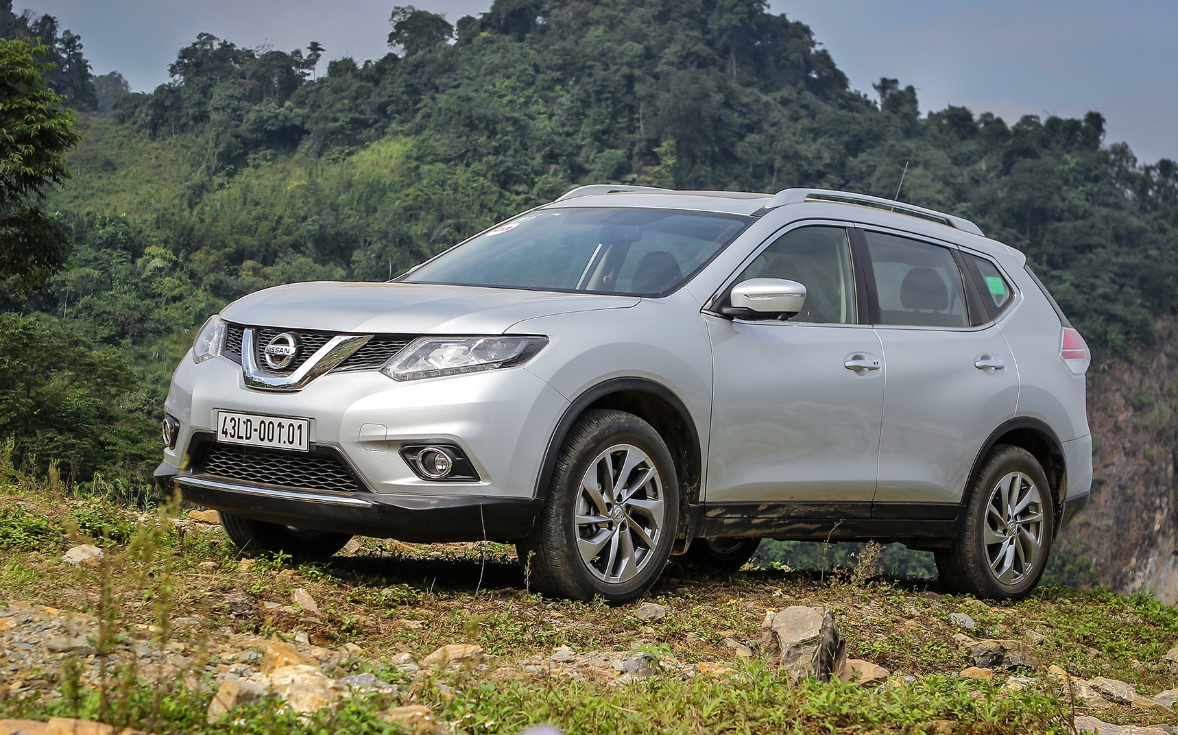 Nissan X-Trail giam doanh so anh 2