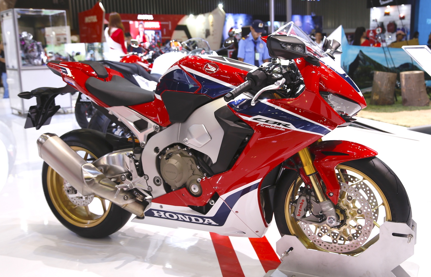 Honda CBR1000RR Viet Nam anh 1