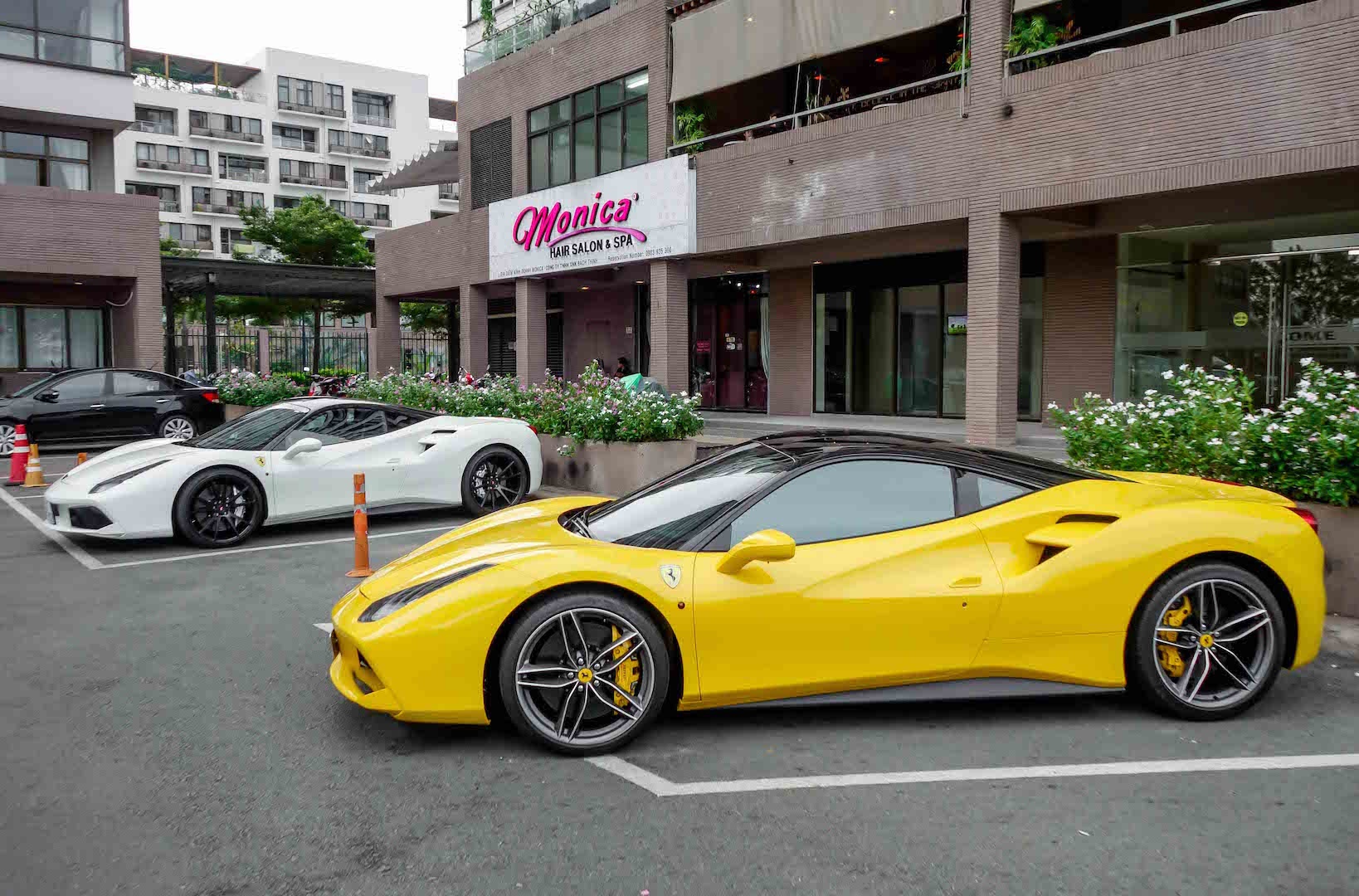 Sieu xe cua Cuong Do La do dang Ferrari cua dai gia Sai Gon hinh anh