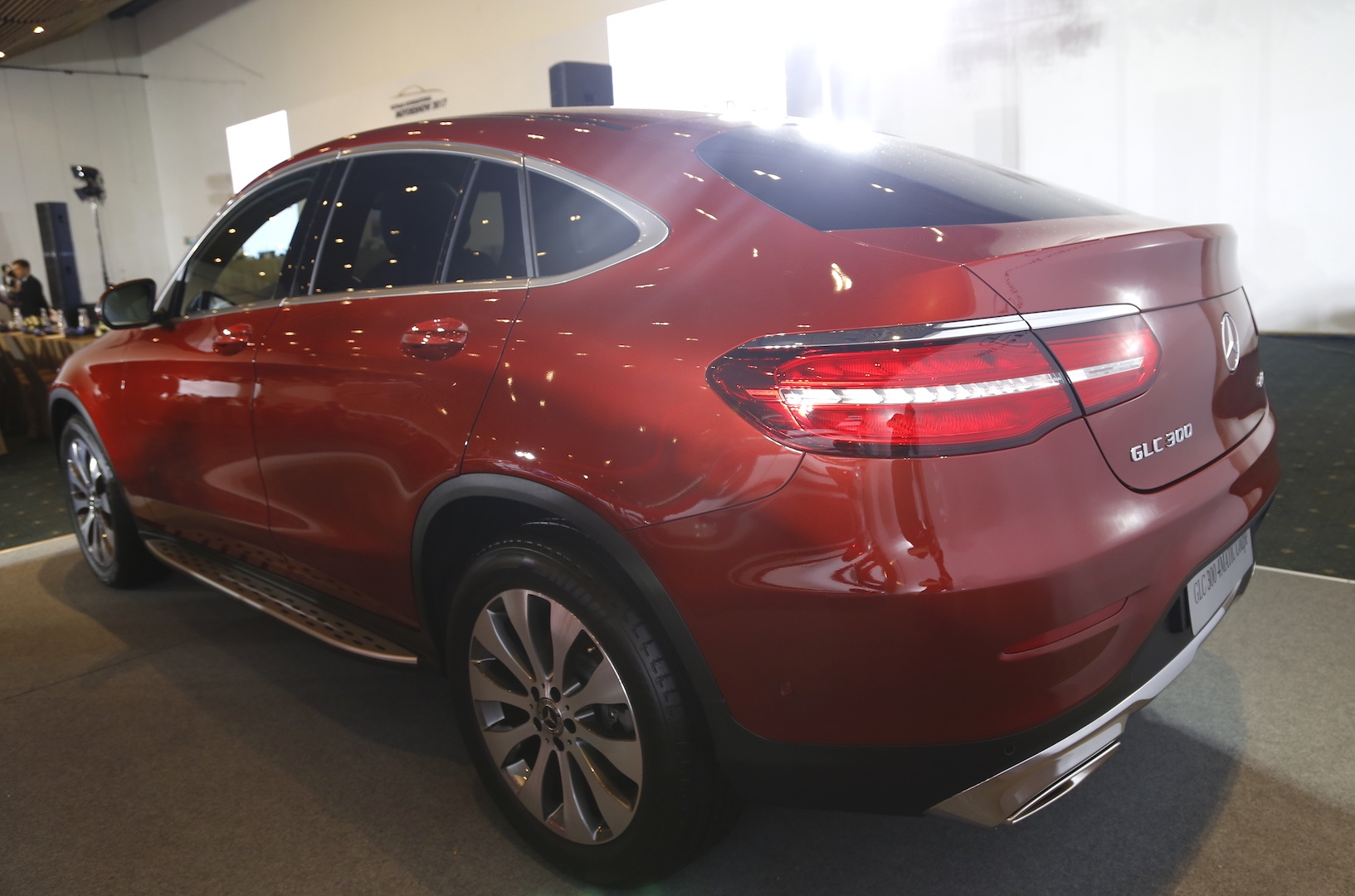 Mercedes GLC 300 4Matic Coupe tai Viet Nam anh 5