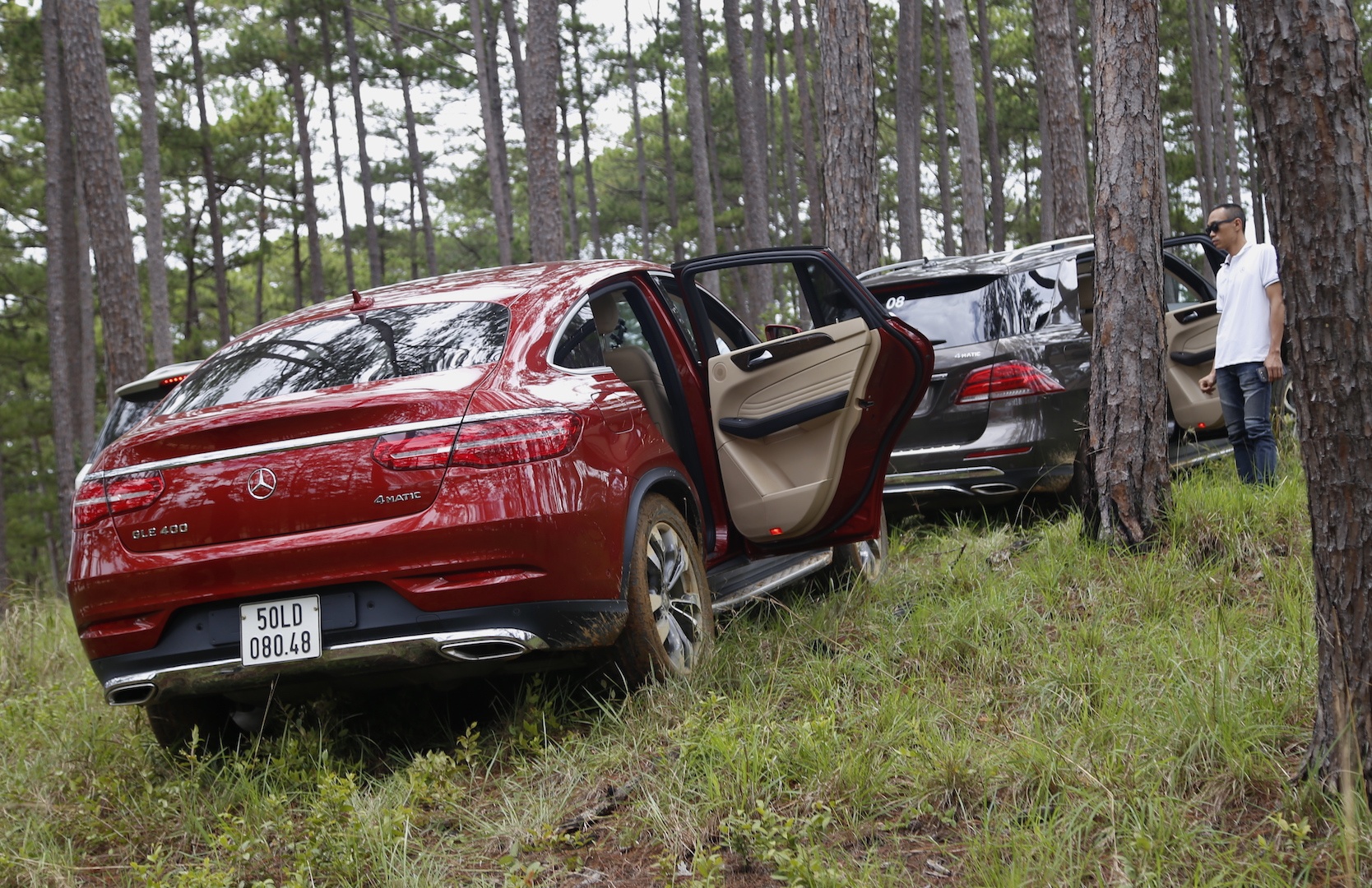 Mercedes GLE chuc ty off-road anh 12
