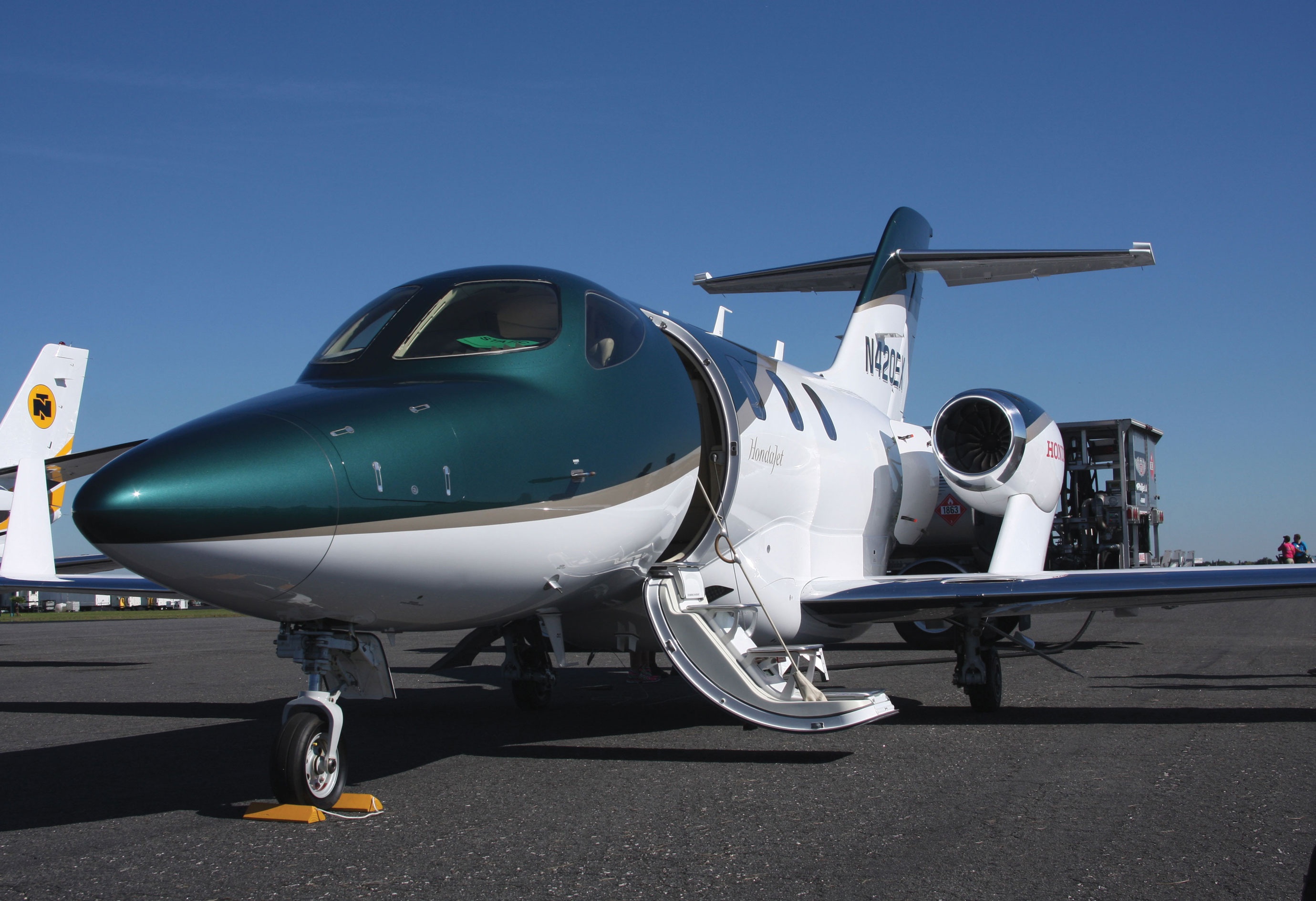 Chuyen co HondaJet duoc ban tai Viet Nam co gi dac biet? hinh anh