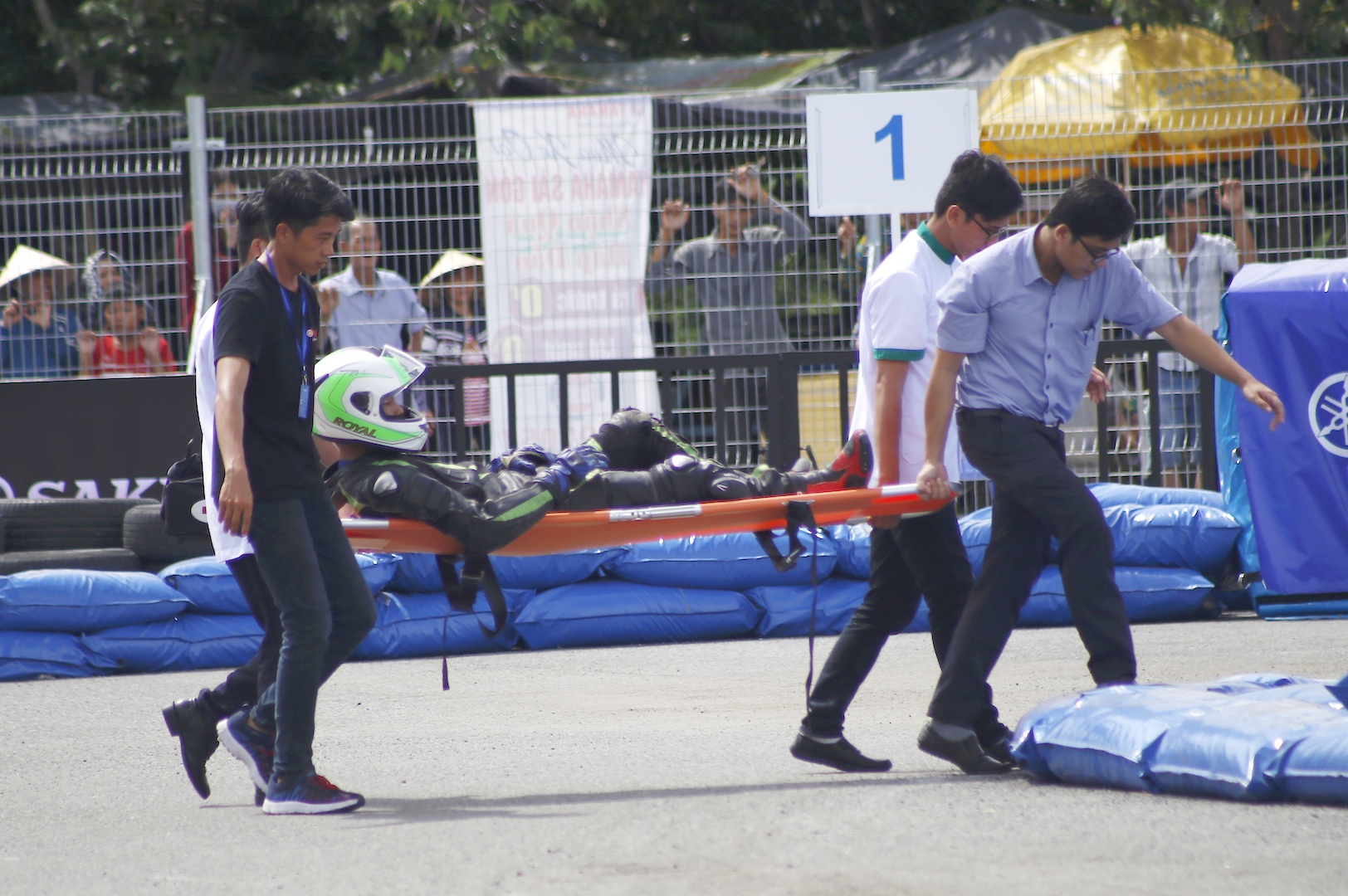 Dua xe Yamaha 2017 anh 9