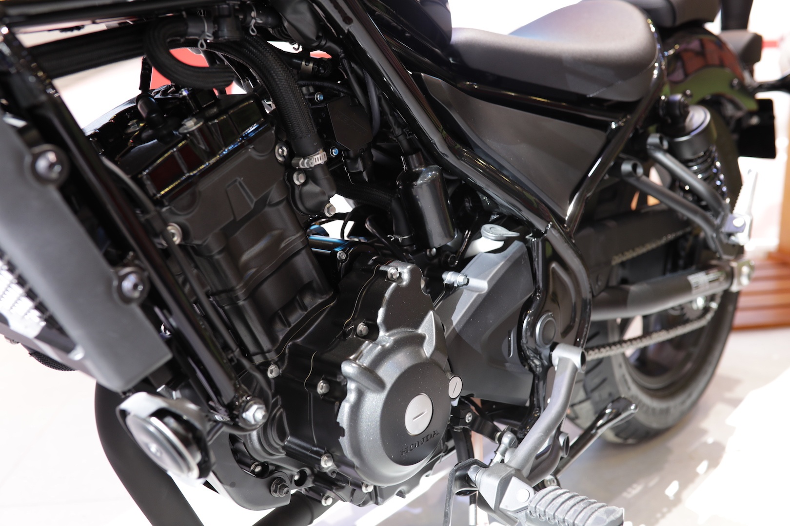 Honda Rebel 300 phan phoi chinh hang anh 3