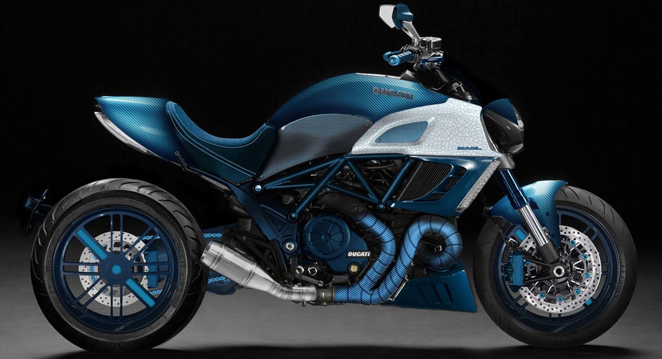 Ducati Diavel do carbon anh 1