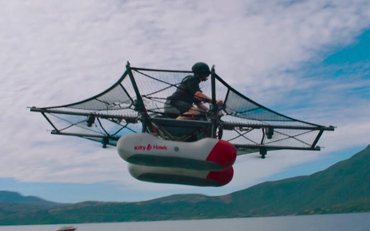 Moto bay cua ong chu Google ban tu cuoi nam nay hinh anh