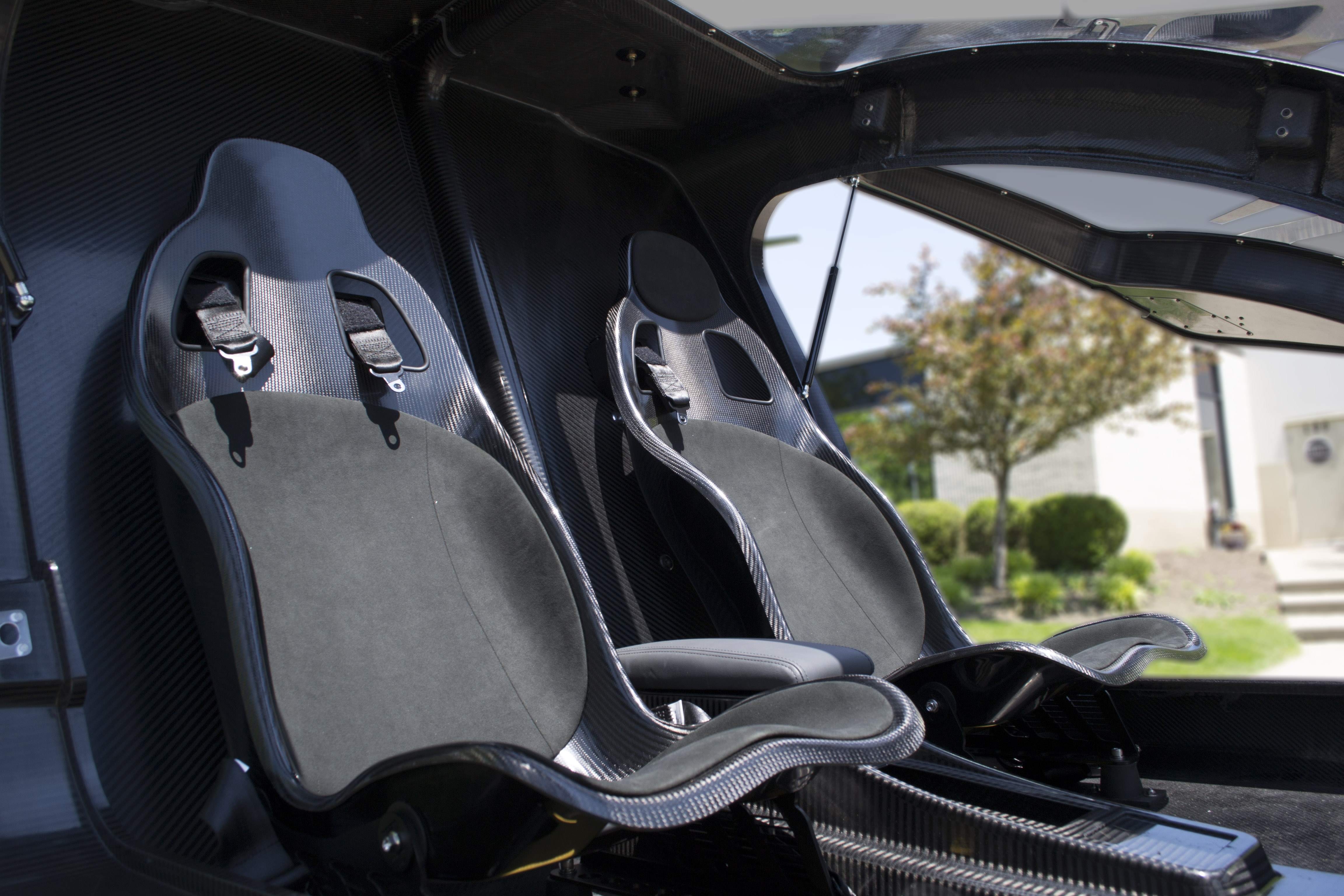 xe bay Workhorse SureFly anh 8