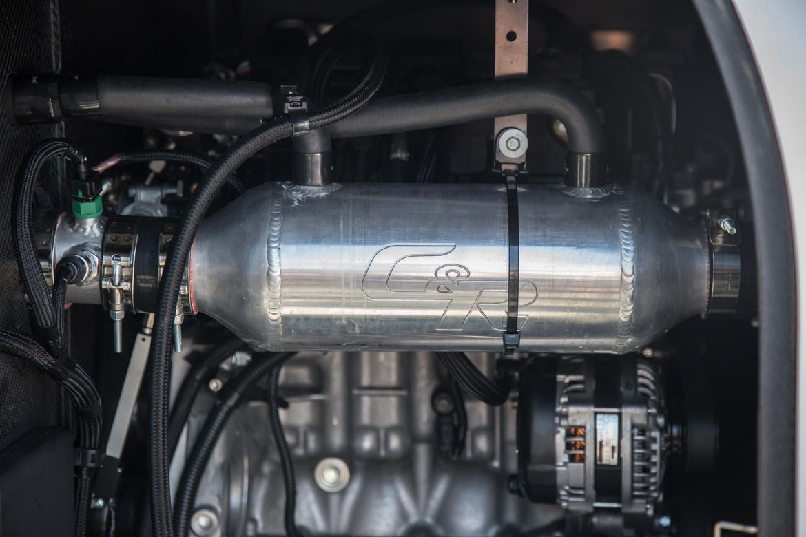 xe bay Workhorse SureFly anh 6