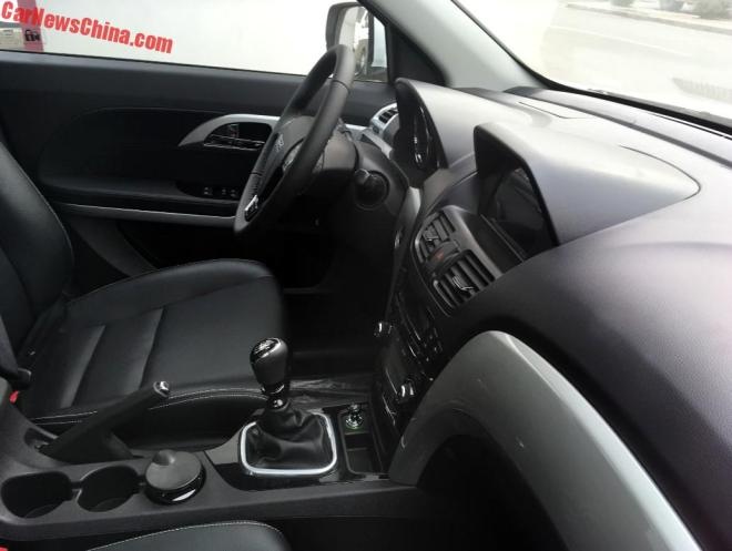 xe nhai Acura MDX cua Trung Quoc anh 6