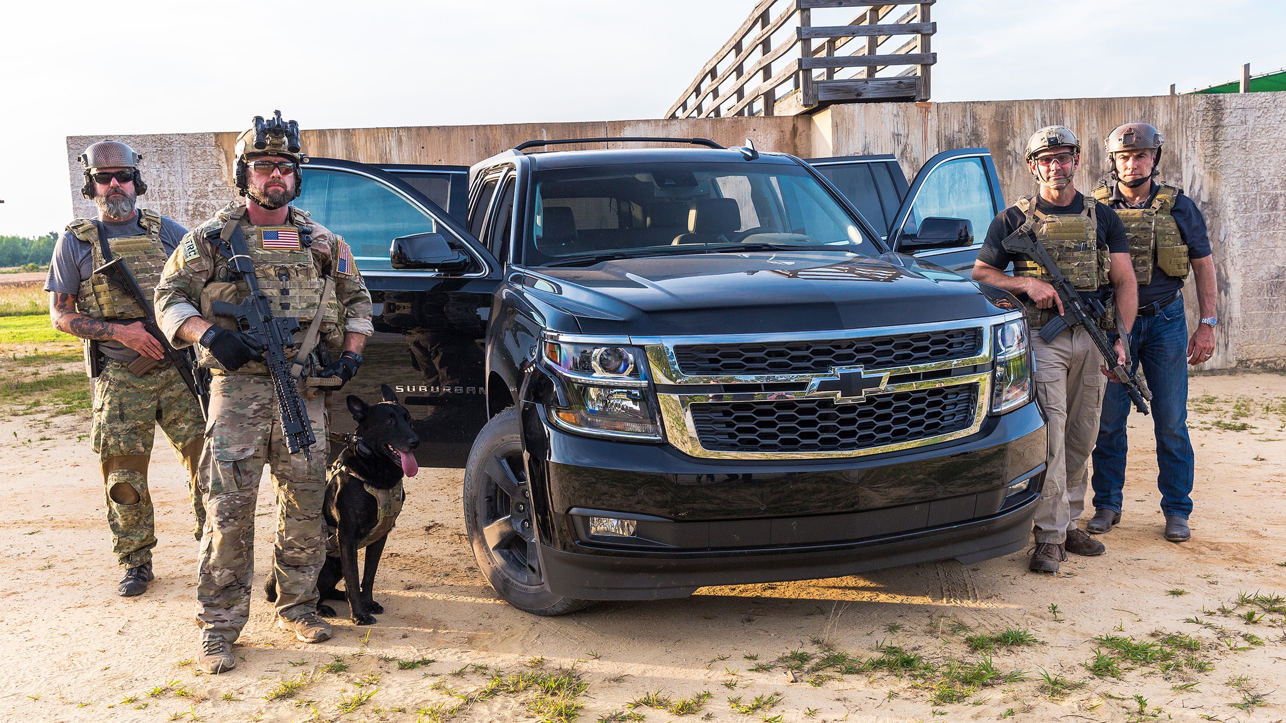 Chevrolet Tahoe - 'xe ma' ho tro luc luong dac nhiem hinh anh