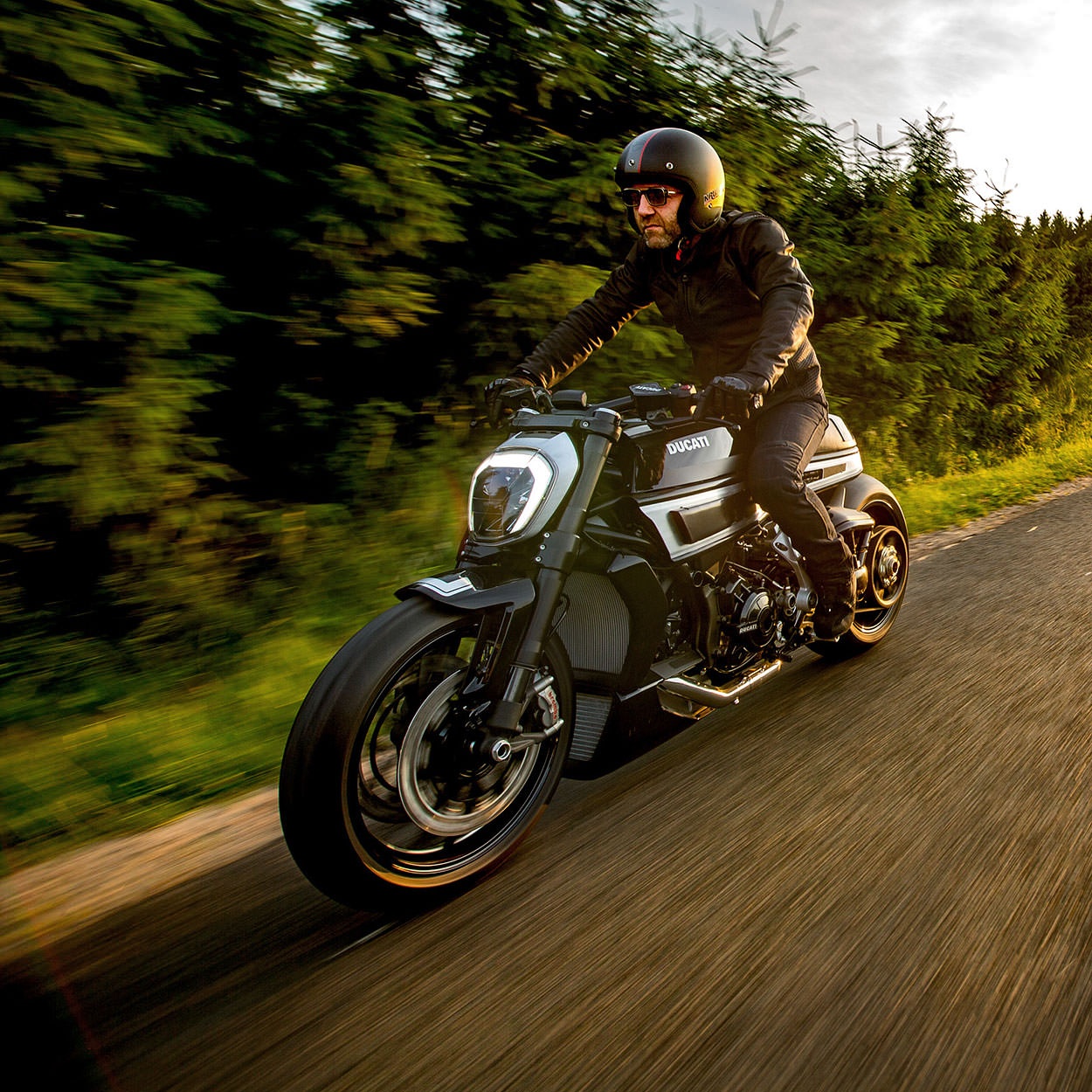 Ducati  XDiavel S do Cafe Racer anh 5