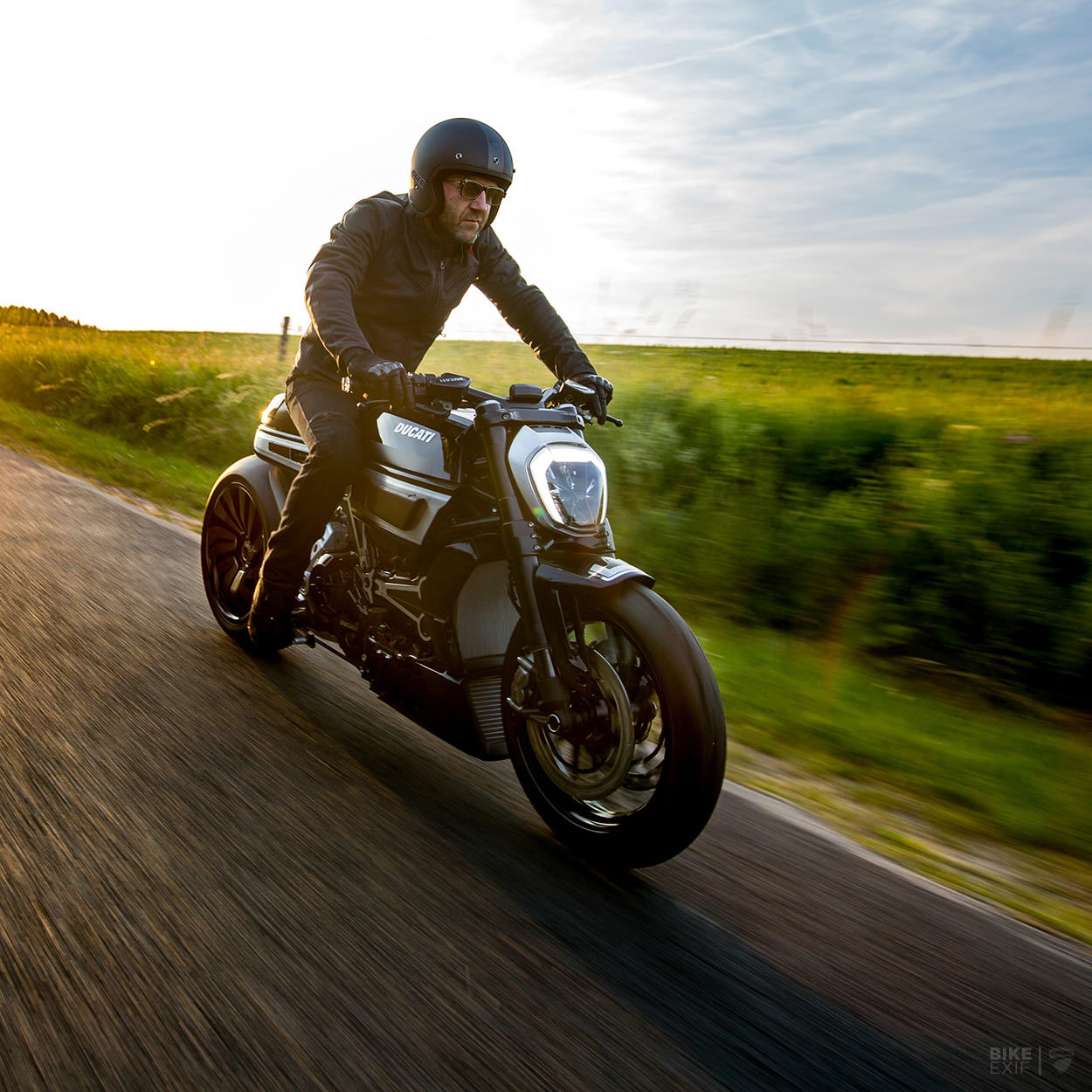 Ducati  XDiavel S do Cafe Racer anh 9