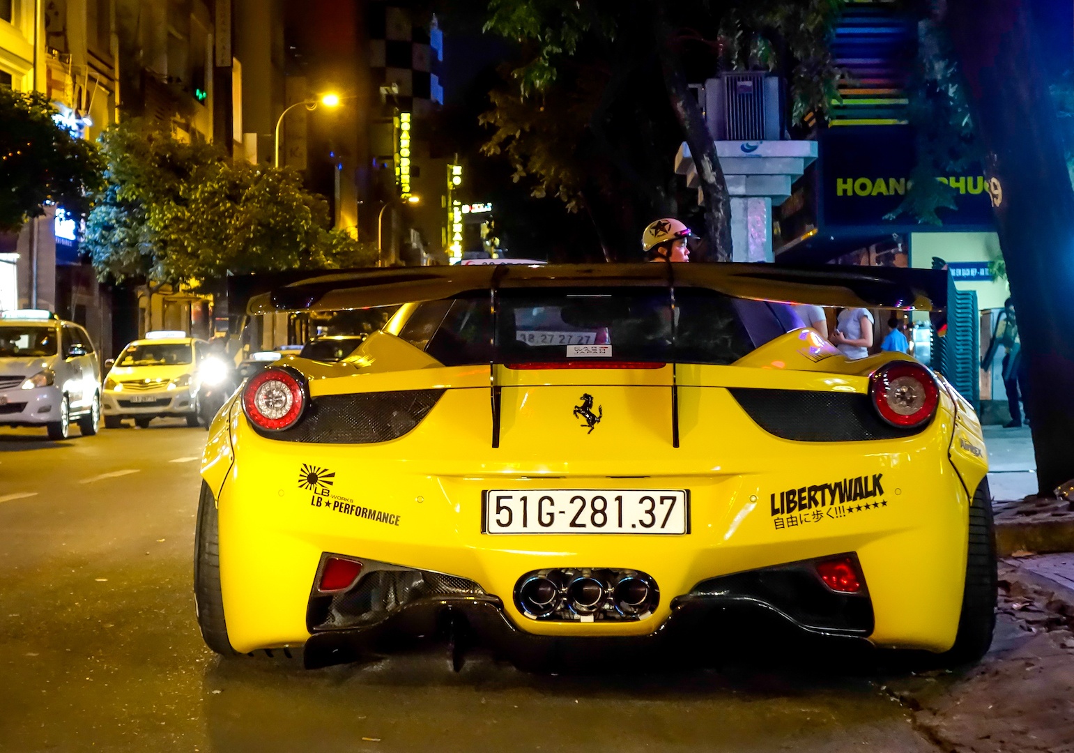 Ferrari 458 do Liberty Walk anh 2