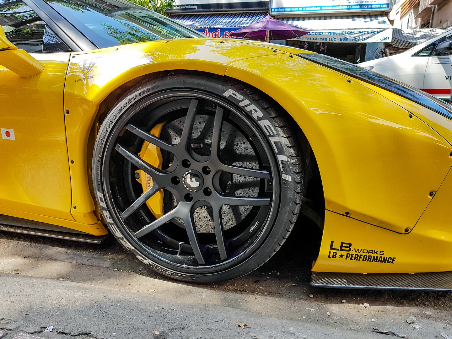 Ferrari 458 do Liberty Walk anh 4