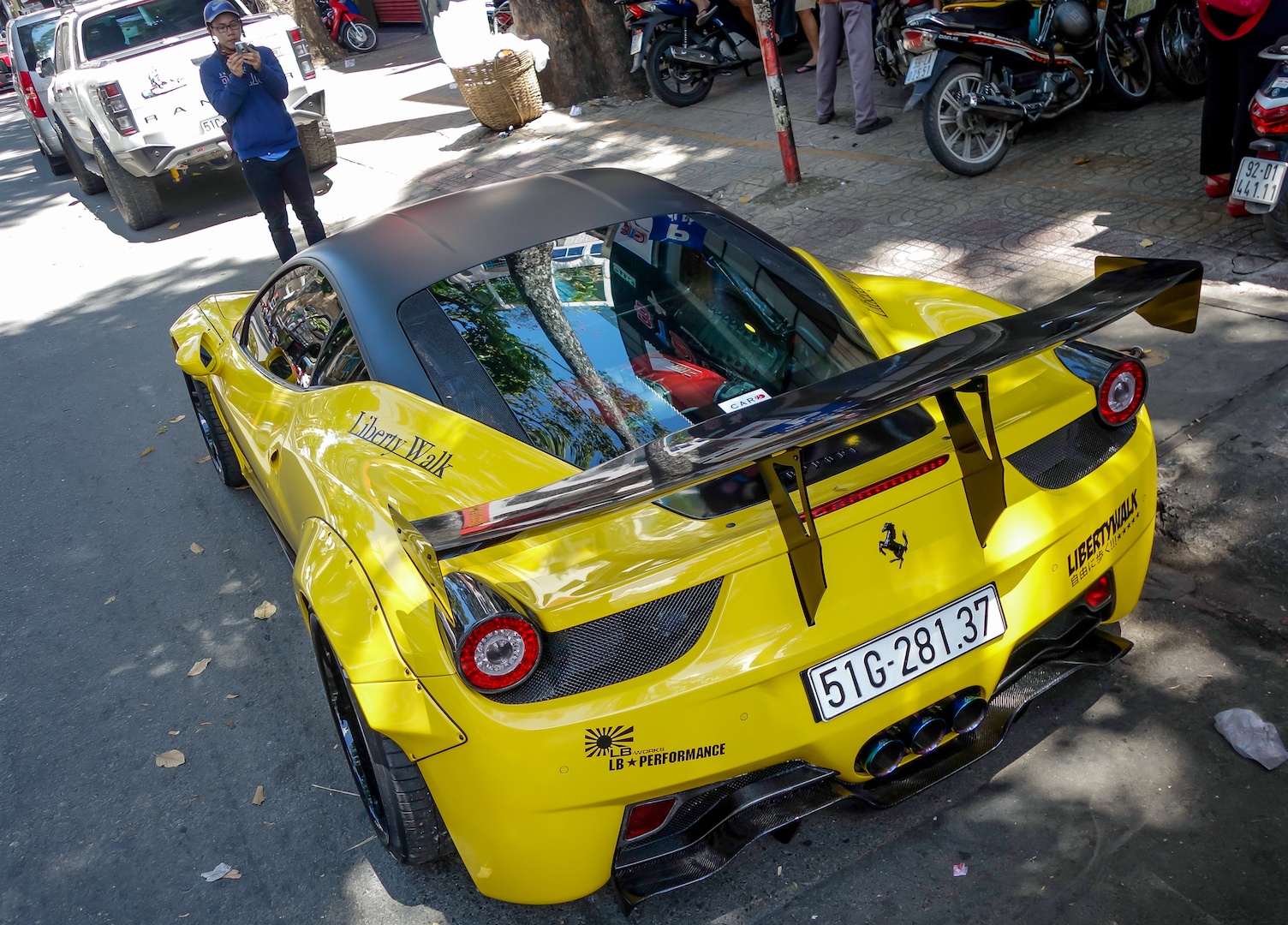 Ferrari 458 do Liberty Walk anh 8