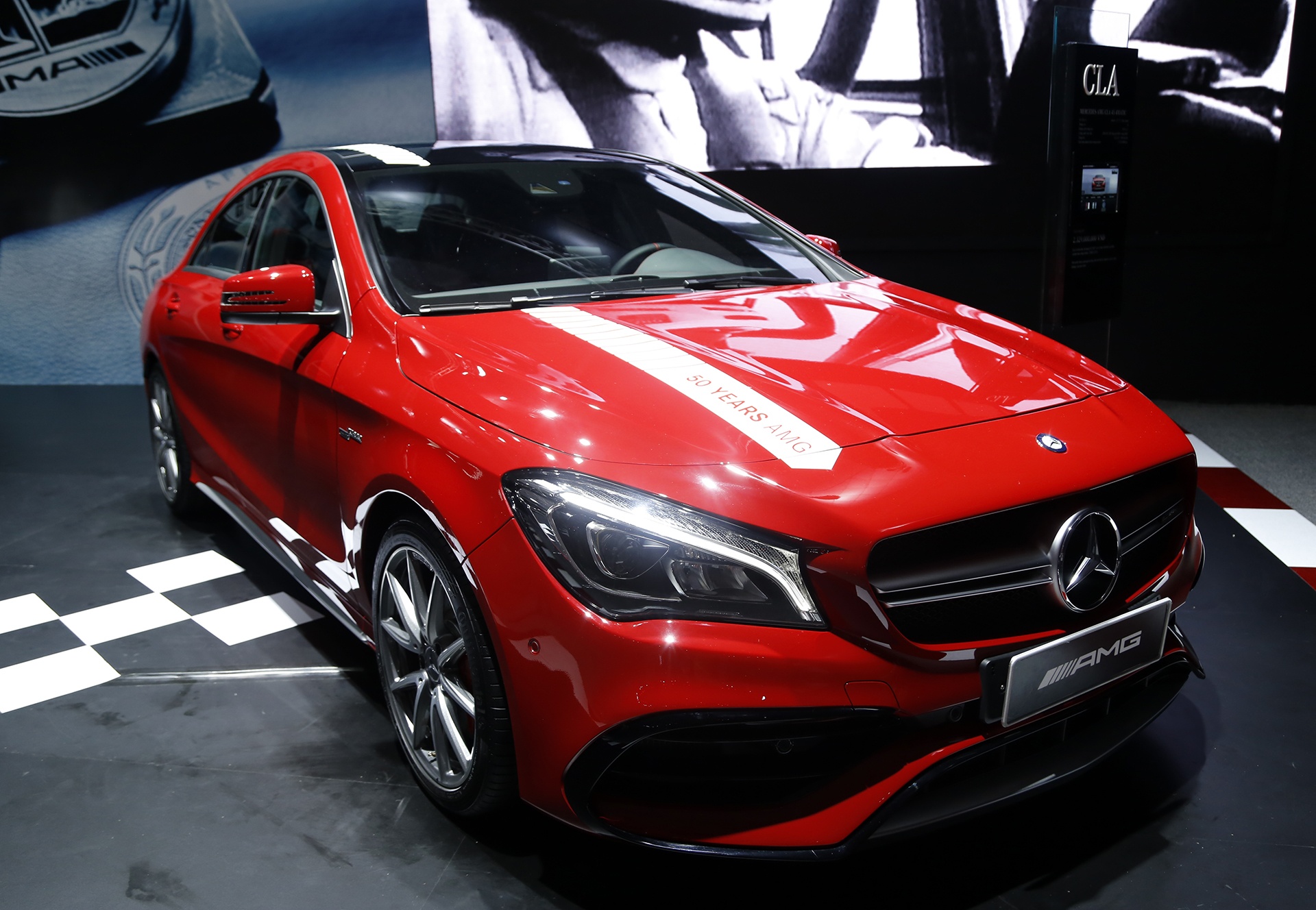 trien lam Mercedes Fascination tai Ha Noi anh 11