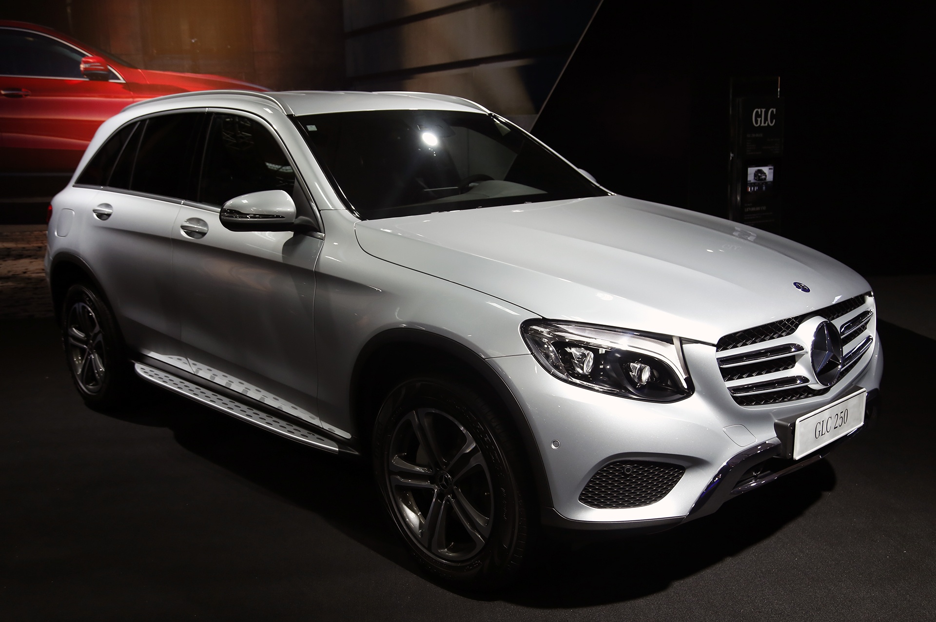 trien lam Mercedes Fascination tai Ha Noi anh 12