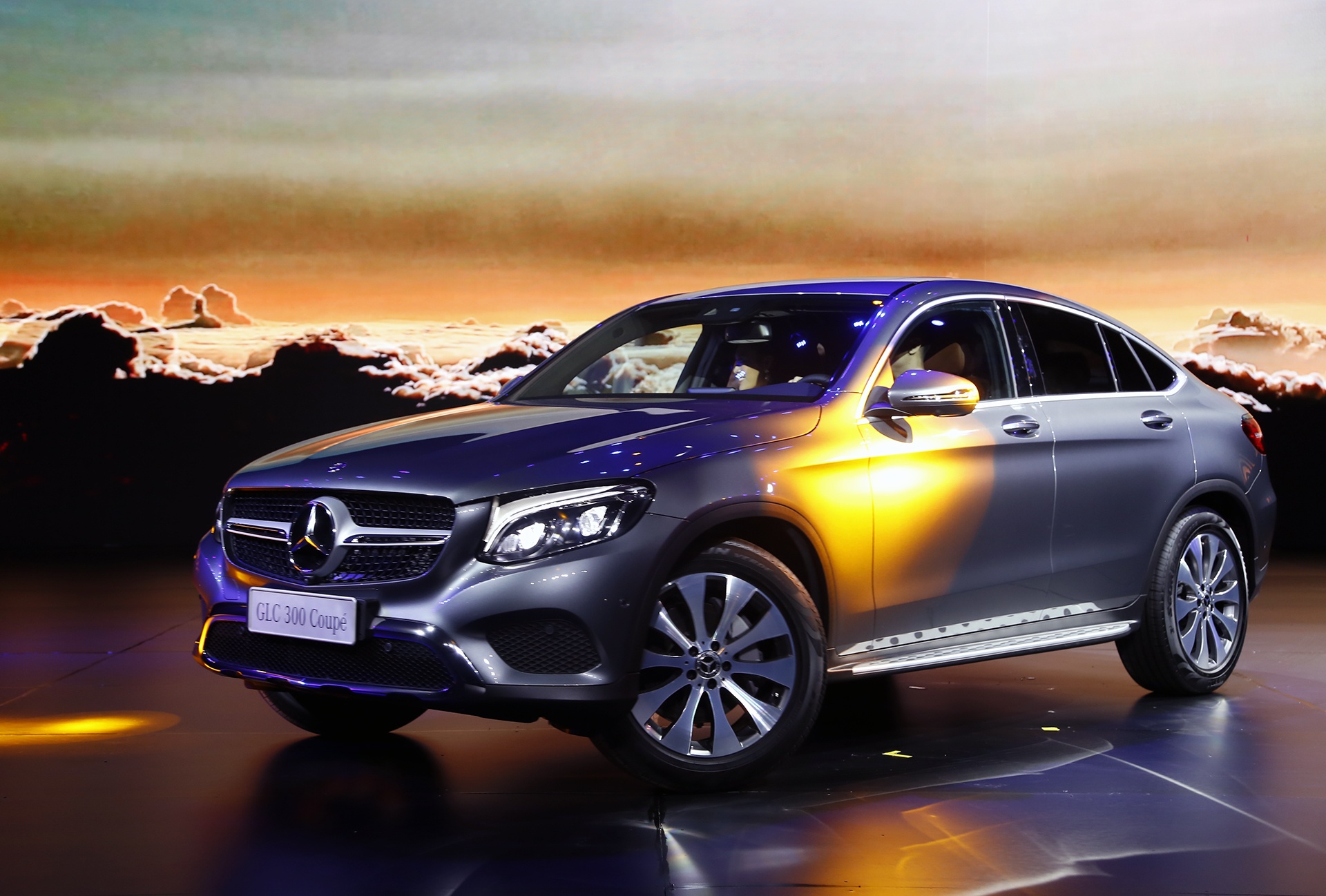 trien lam Mercedes Fascination tai Ha Noi anh 10