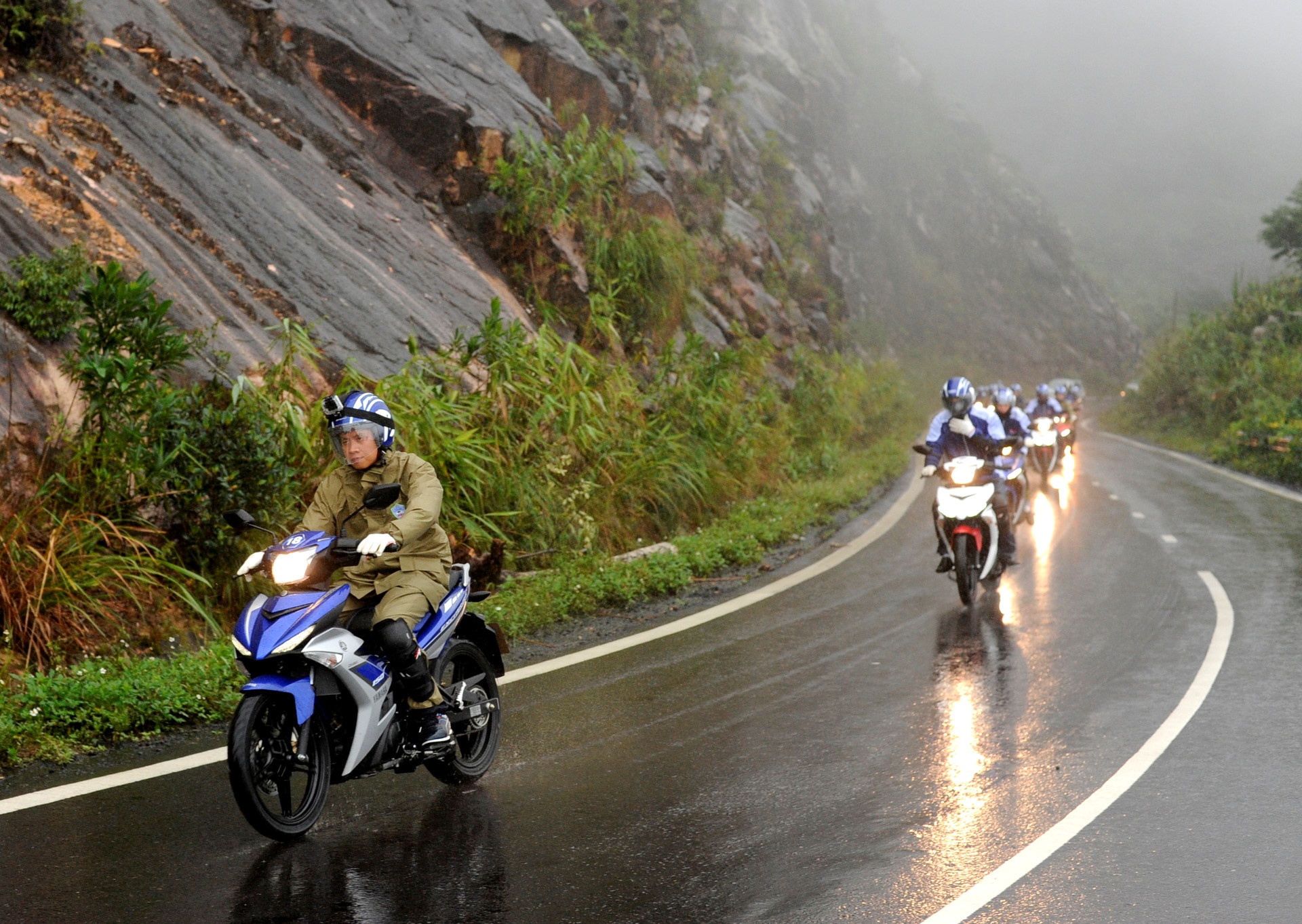 Phuot 3.000 km xuyen Dong Nam A bang Yamaha Exciter hinh anh