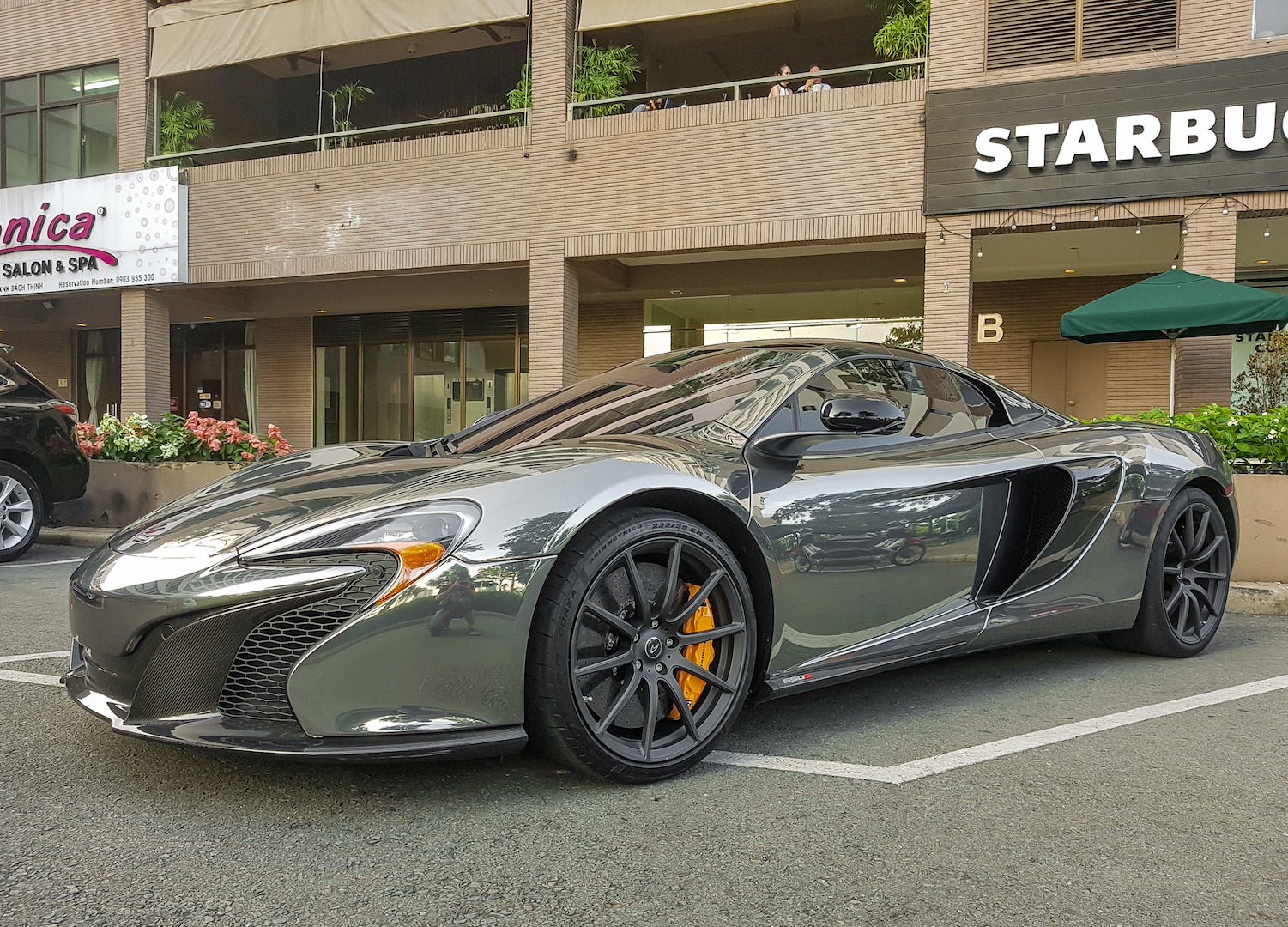 McLaren 650S Spider cua Minh Nhua ve tay Cuong Do La anh 2