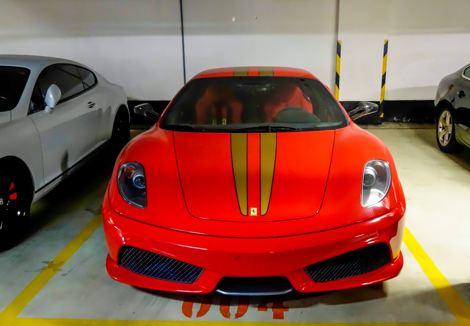 Ferrari F430 Scuderia Dung mat sat anh 2