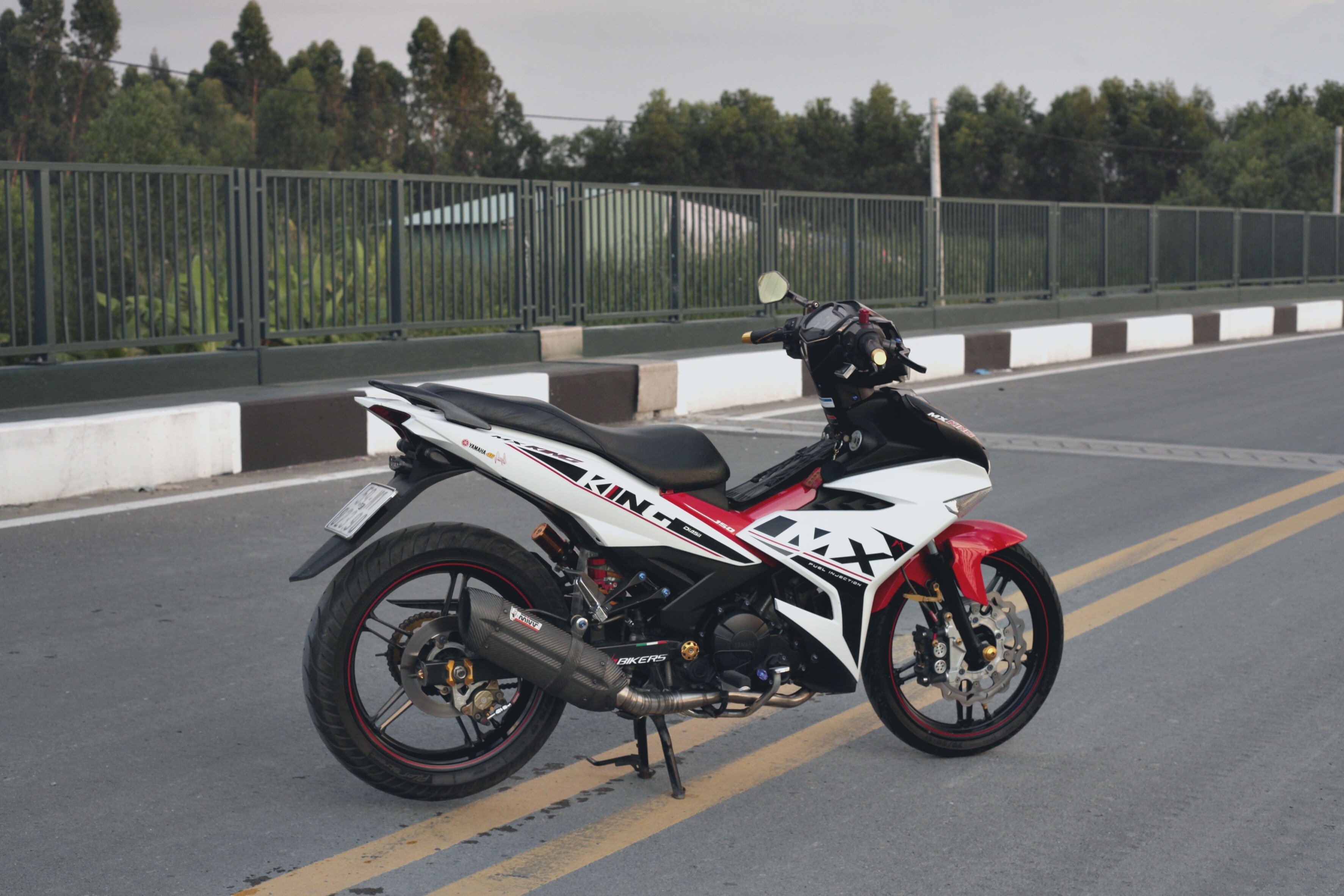 Exciter 150 do 20 trieu dong anh 8