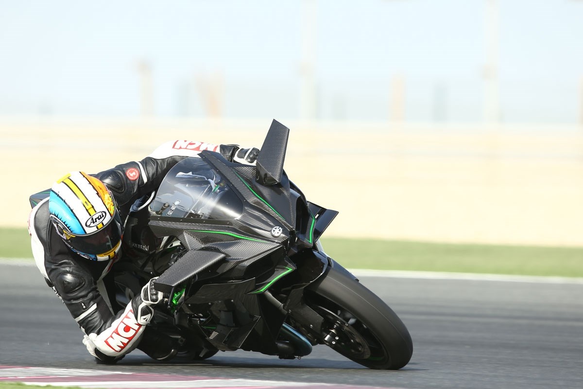 10 moto dat nhat the gioi anh 4