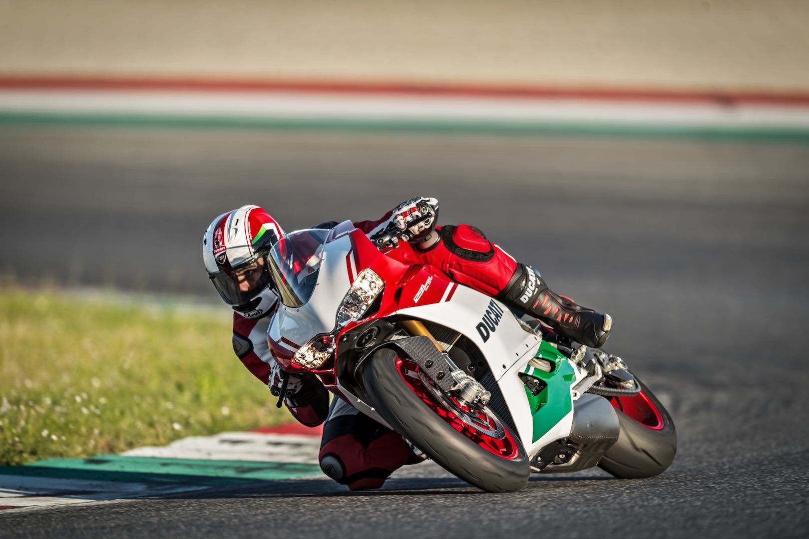 sieu xe Ducati 1299 Panigale R Final Edition anh 1
