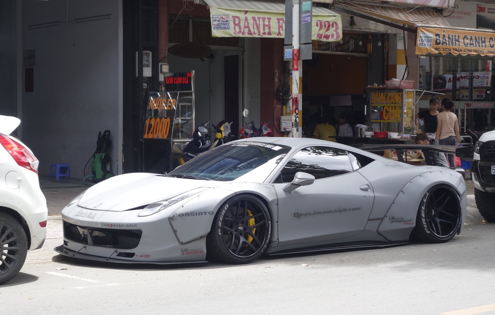 Ferrari 458 Italia Liberty Walk anh 1