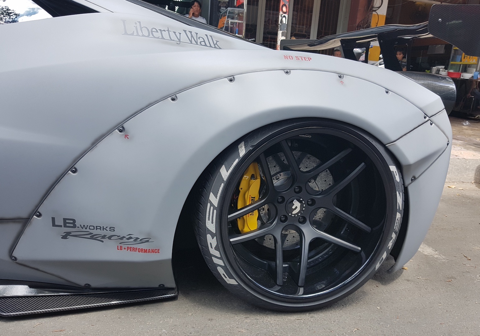 Ferrari 458 Italia Liberty Walk anh 2