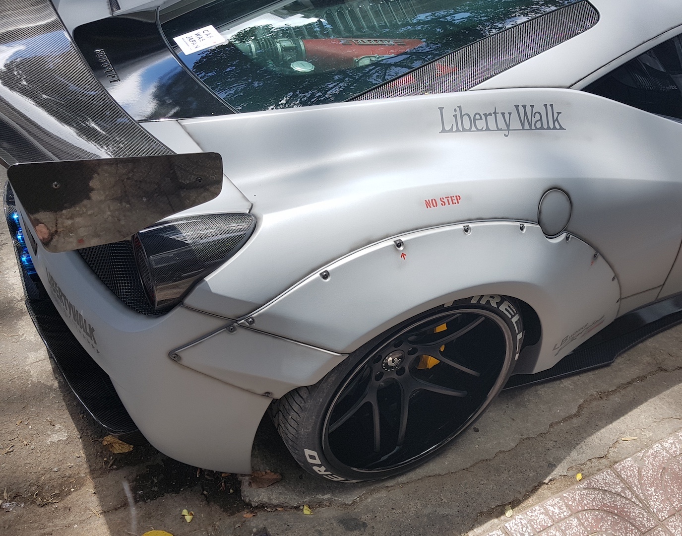 Ferrari 458 Italia Liberty Walk anh 8