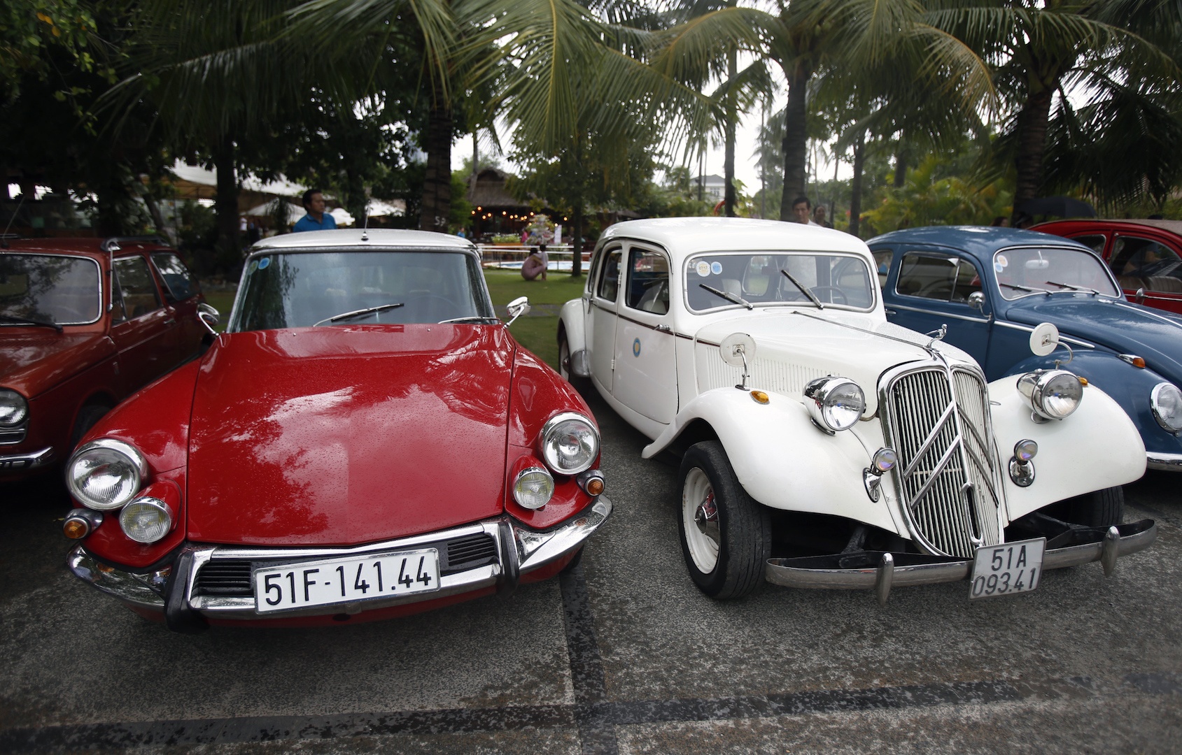 Dan xe co doc dao hoi tu tai Sai Gon hinh anh