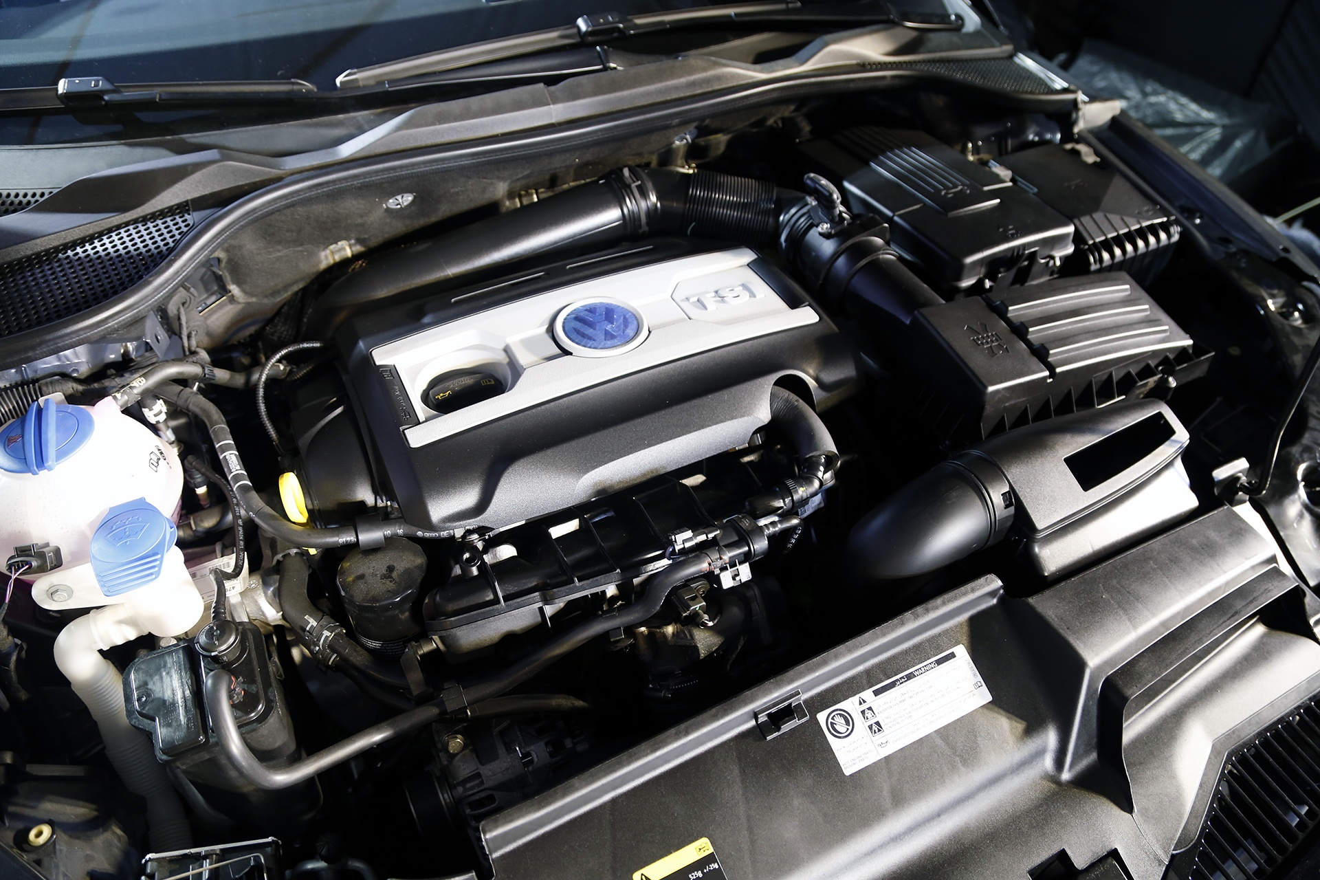 Volkswagen Scirocco 2017 ra mat tai Viet Nam anh 7